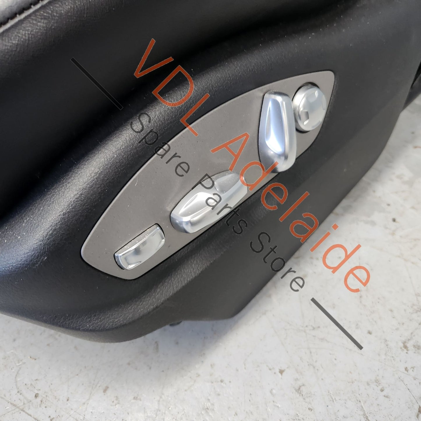 9A7959748B Porsche Cayenne 958 Front Left Seat Complete Black Leather w Heating 95861876004 9A7959747B