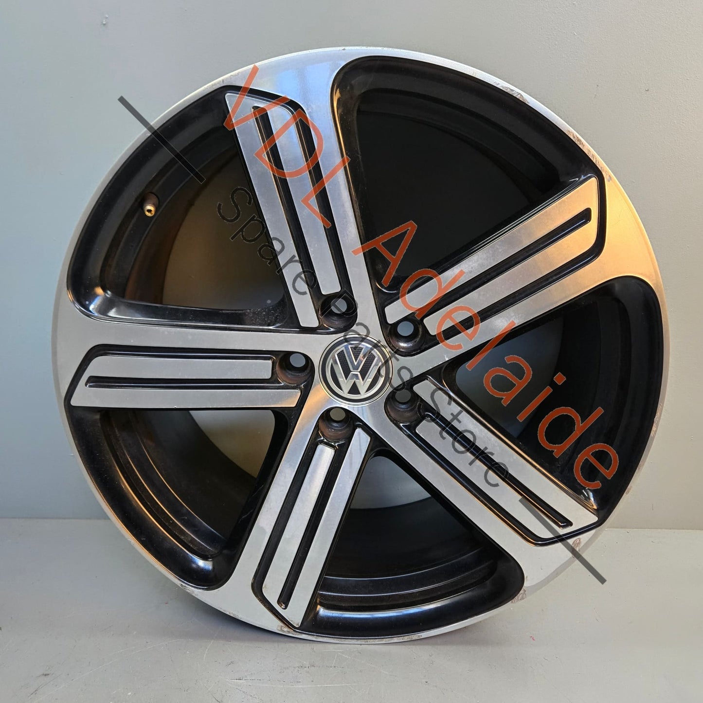 Genuine VW Golf R MK7 5 Spoke CADIZ 19 x 8 ET50 Alloy Wheel Rim #02