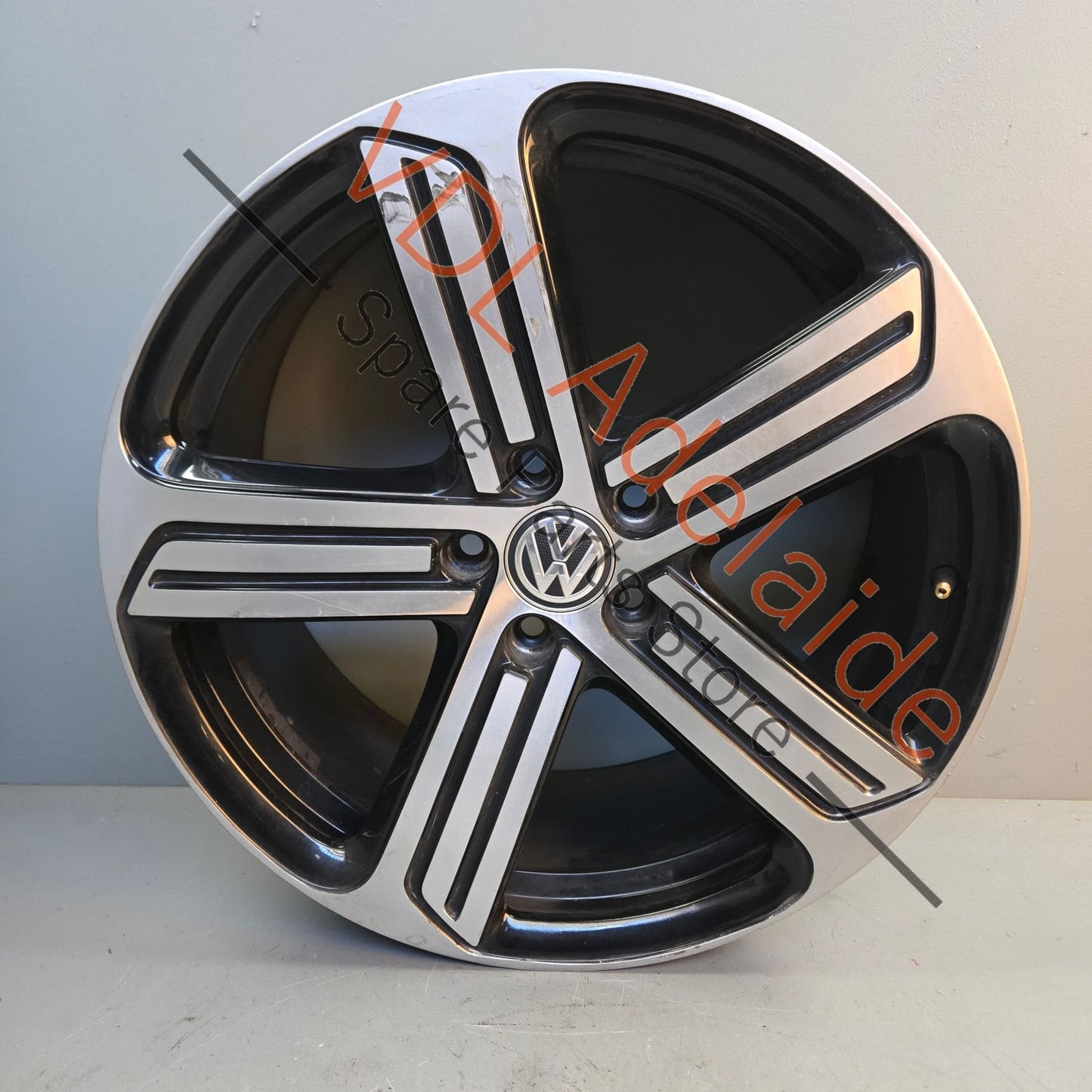 Genuine VW Golf R MK7 5 Spoke CADIZ 19 x 8 ET50 Alloy Wheel Rim #03