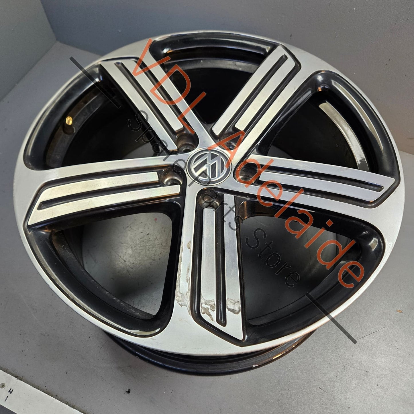 Genuine VW Golf R MK7 5 Spoke CADIZ 19 x 8 ET50 Alloy Wheel Rim #03