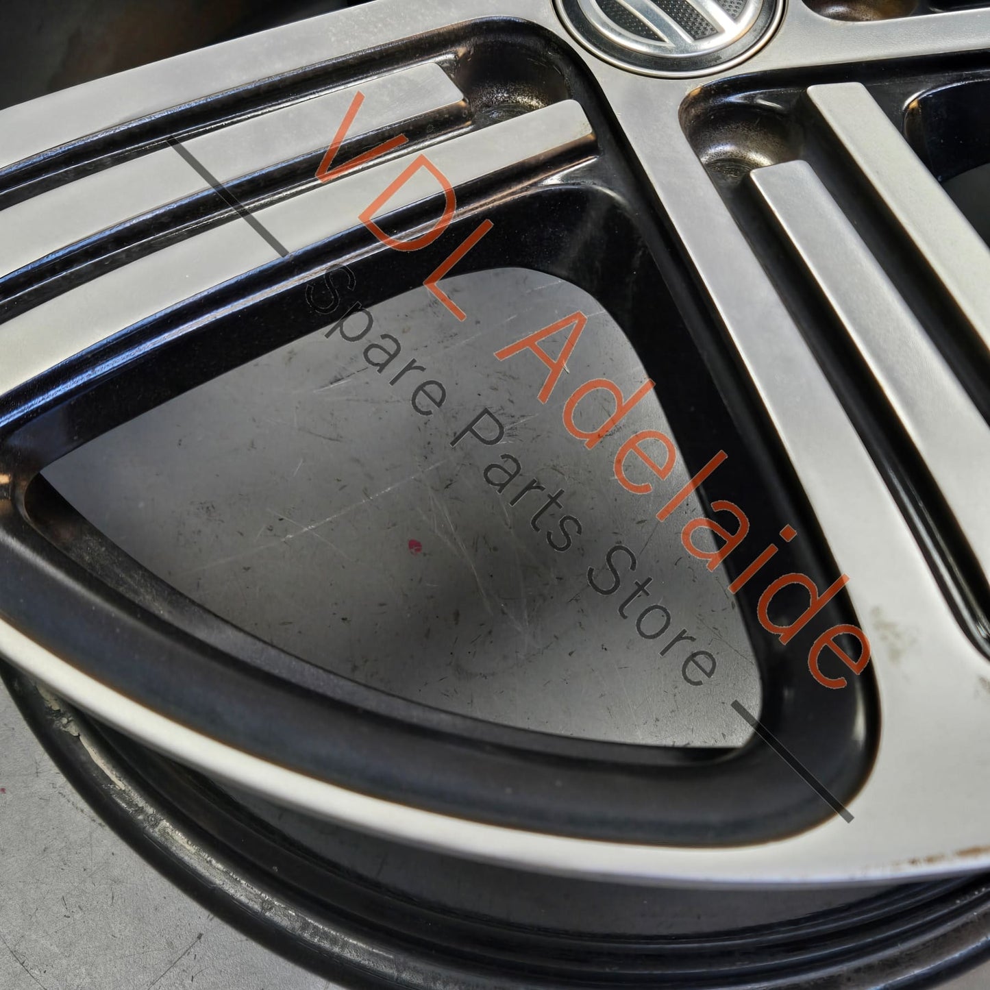 Genuine VW Golf R MK7 5 Spoke CADIZ 19 x 8 ET50 Alloy Wheel Rim #04