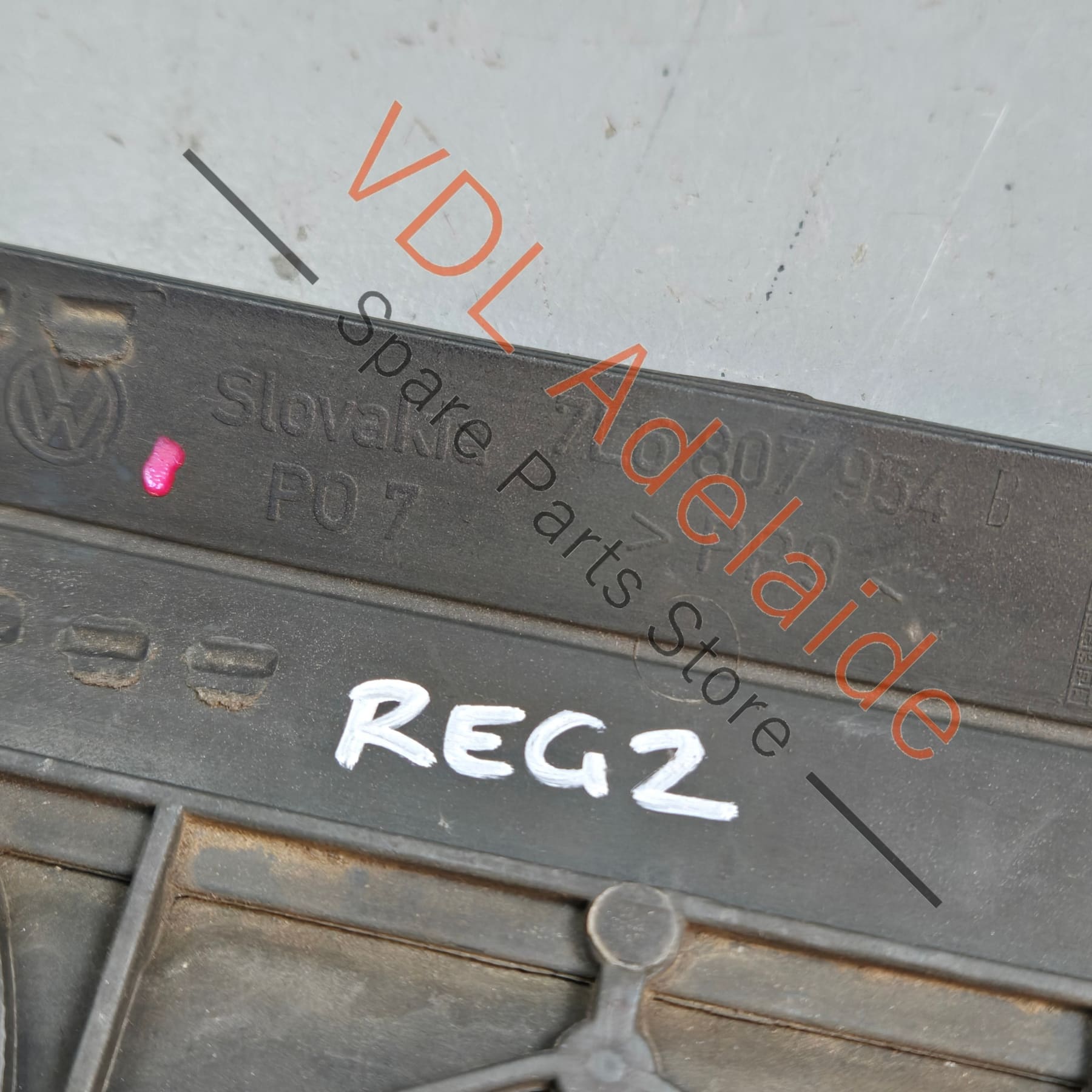 VW Touareg 7L Rear Bumper Tow Bar Trim Cover Plate