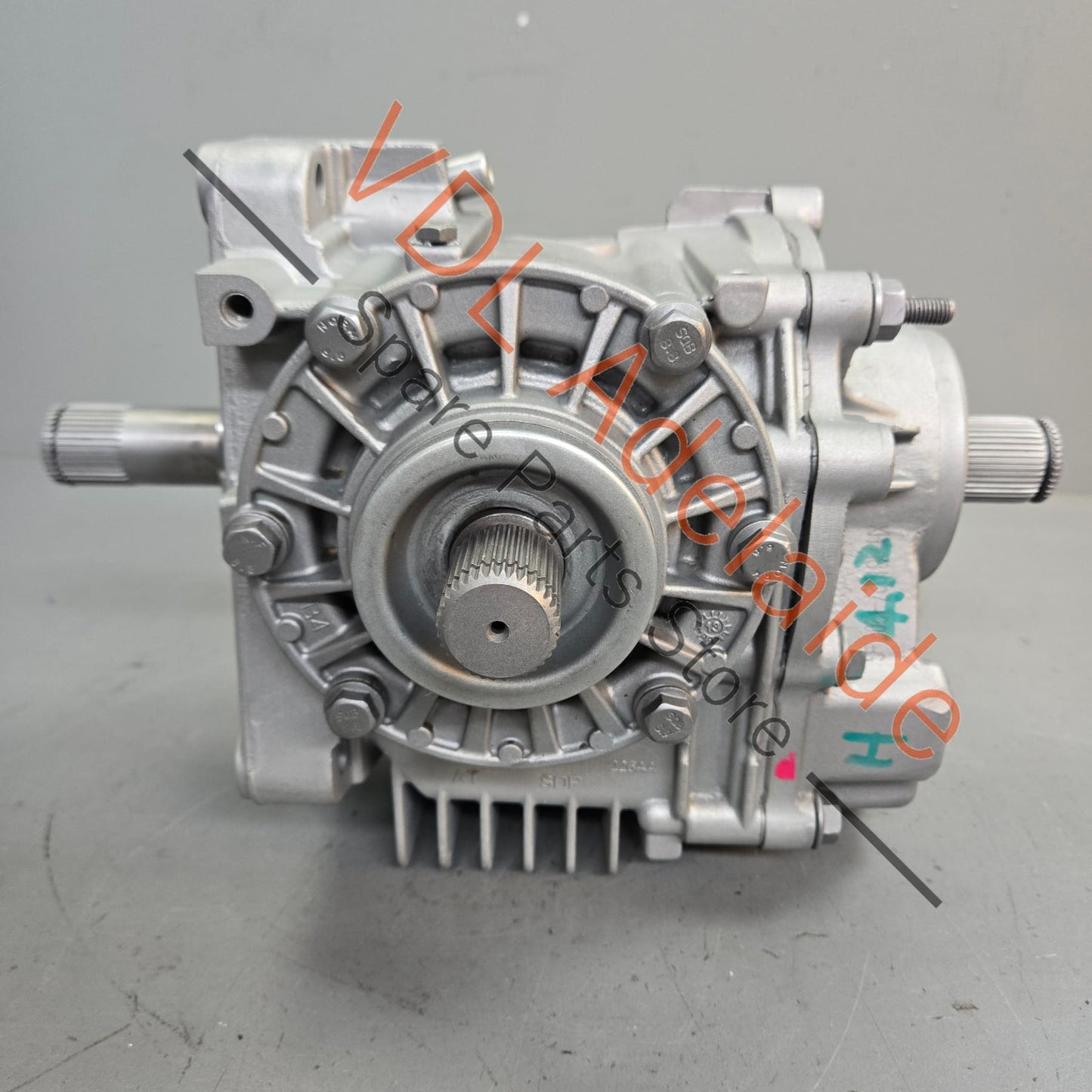 0CP409053E Audi RS3 8V Front Transfer Case Bevel Box Angle Final Drive 0CP409053E 0CP409053R