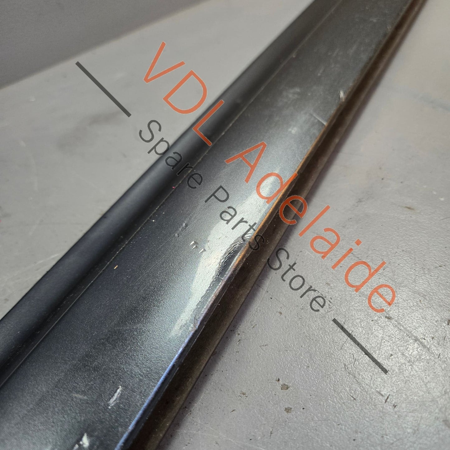 4E0853960C Audi A8 S8 Front Right Lower Exterior Door Trim Moulding Plastic 4E0853960C