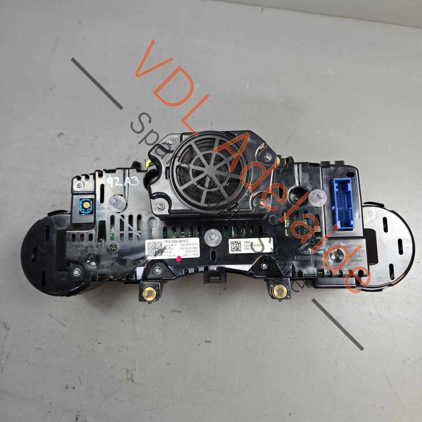 Porsche Cayenne 958 3.0 Hybrid Instrument Cluster 95864115411 7P5920903C