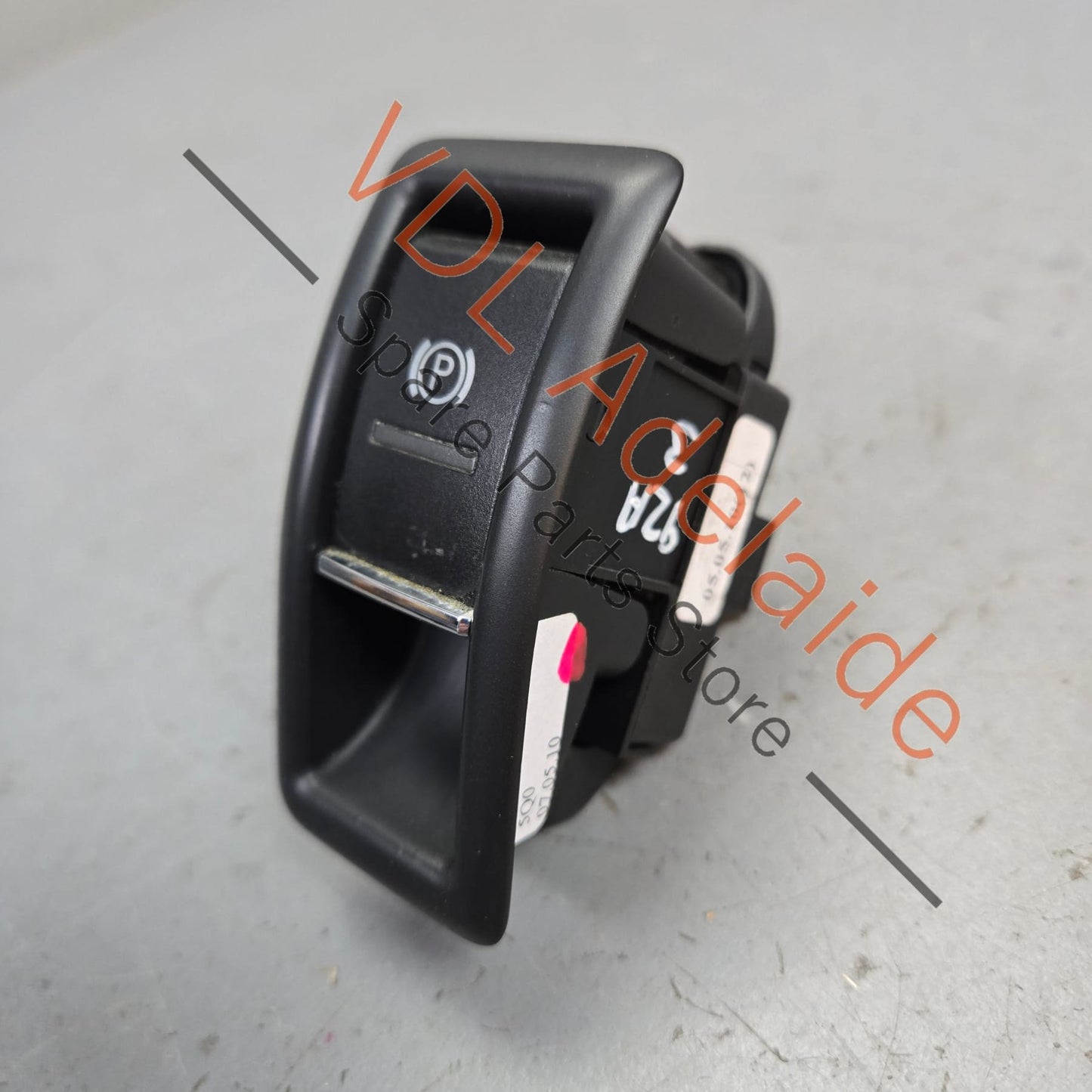 7P5927225 Porsche Cayenne 958 Electronic Park Brake Switch EPB 95861325100