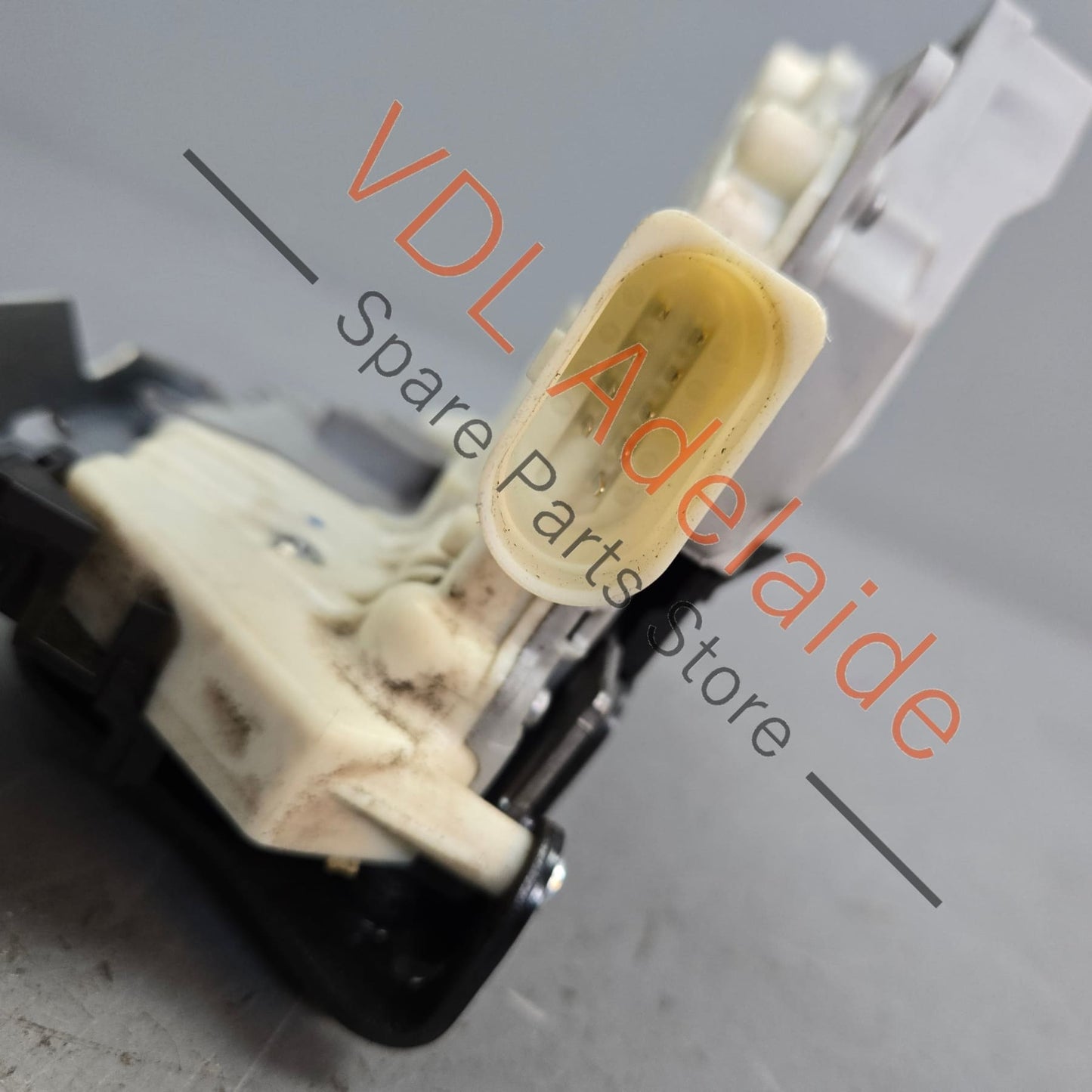 9A7 837 416 01 Genuine Porsche Cayenne 958 Right Front Door Lock Mechanism 8J2837016A 9A783741601 Also for Audi VW
