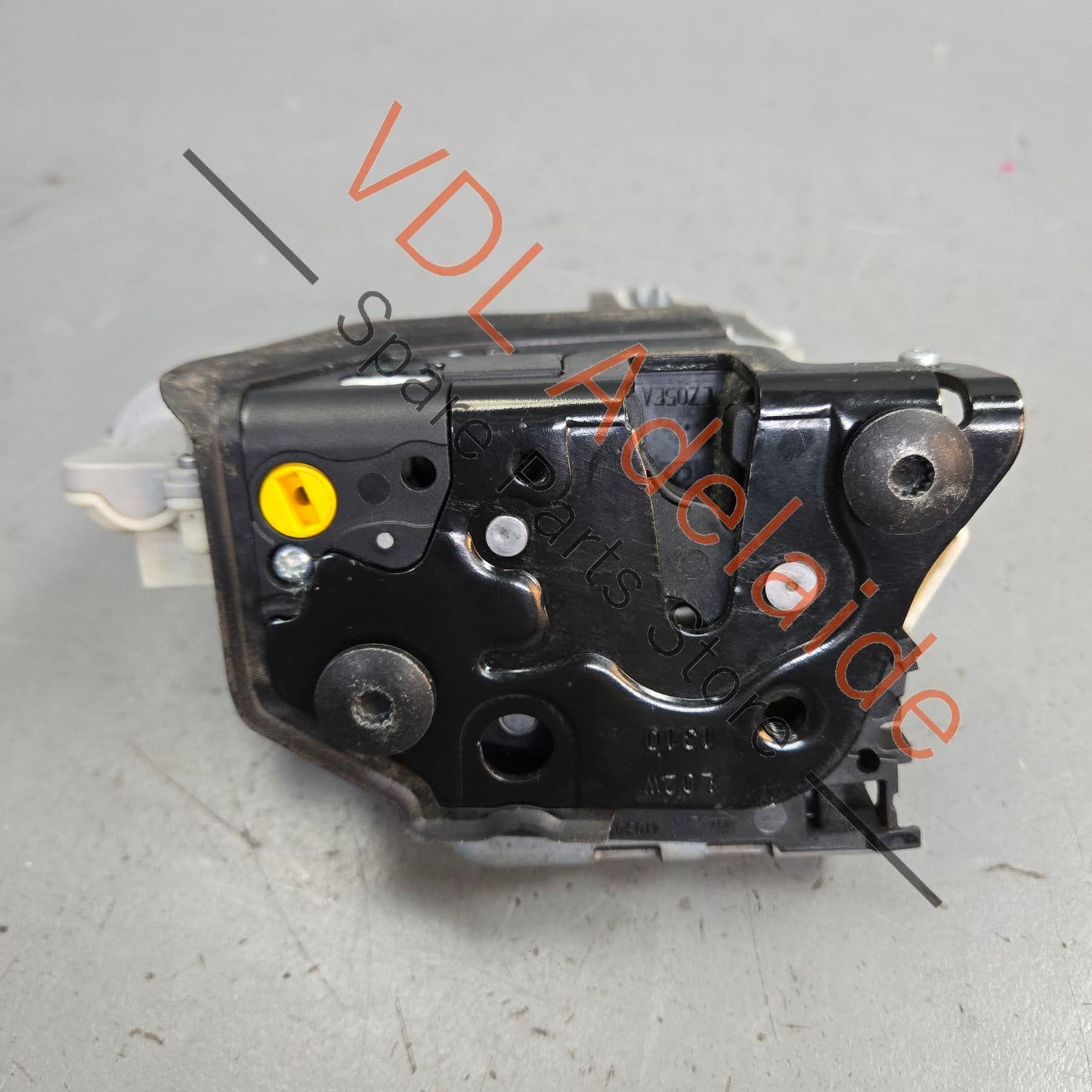 9A783741501 Genuine Porsche Cayenne 958 Left Front Door Lock Mechanism 8J2837015A 9A783741501 Also for Audi VW