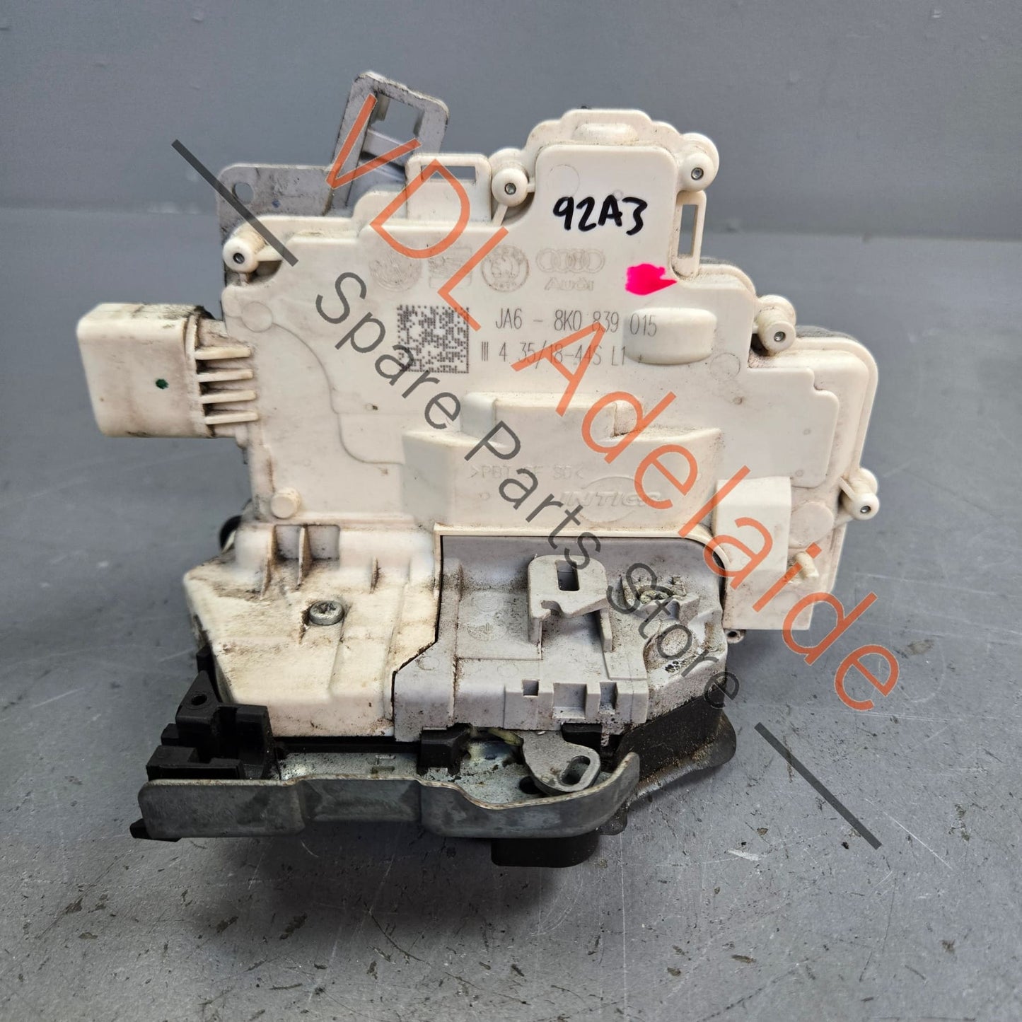 9A783911500 Genuine Porsche Cayenne 958 Left Rear Door Lock Mechanism 8K0839015 9A783911500 Also for Audi VW