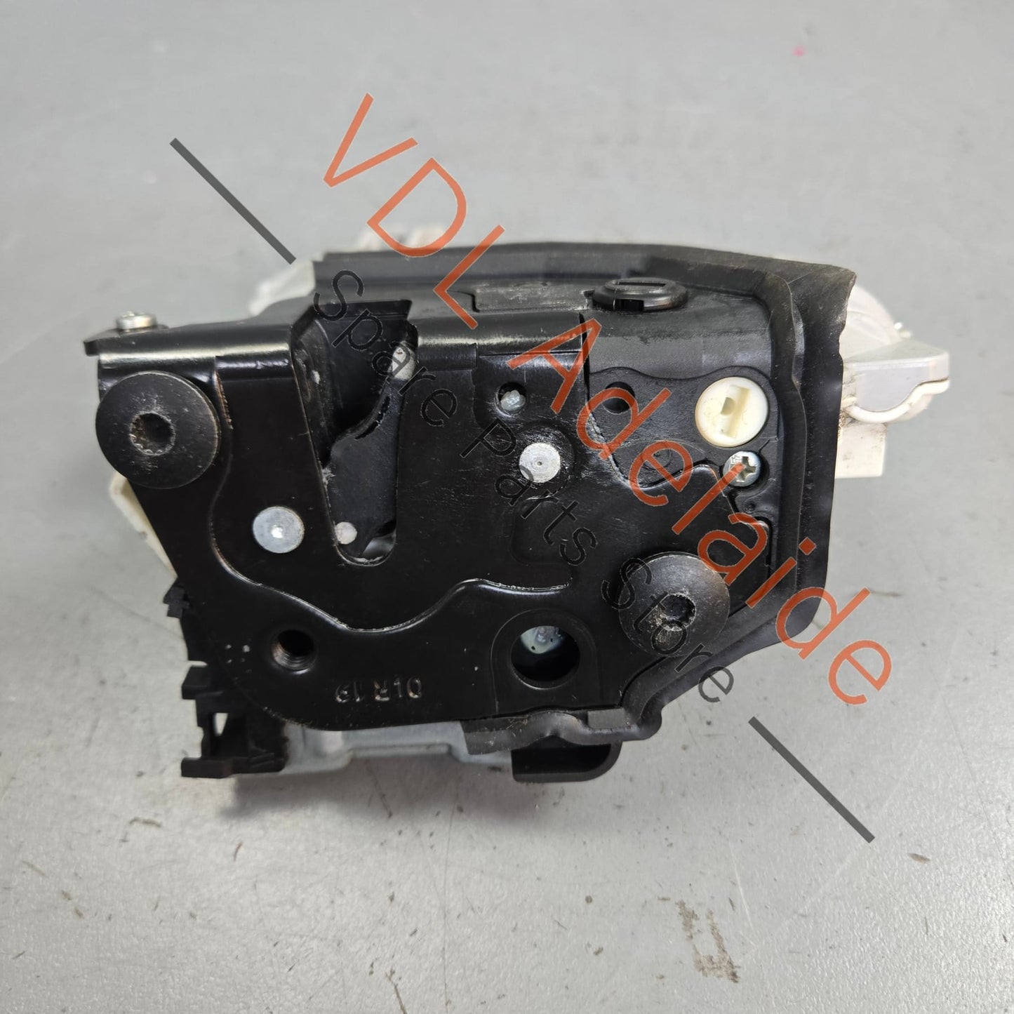 9A783911600 Genuine Porsche Cayenne 958 Right Rear Door Lock Mechanism 8K0839016 9A783911600 Also for Audi VW