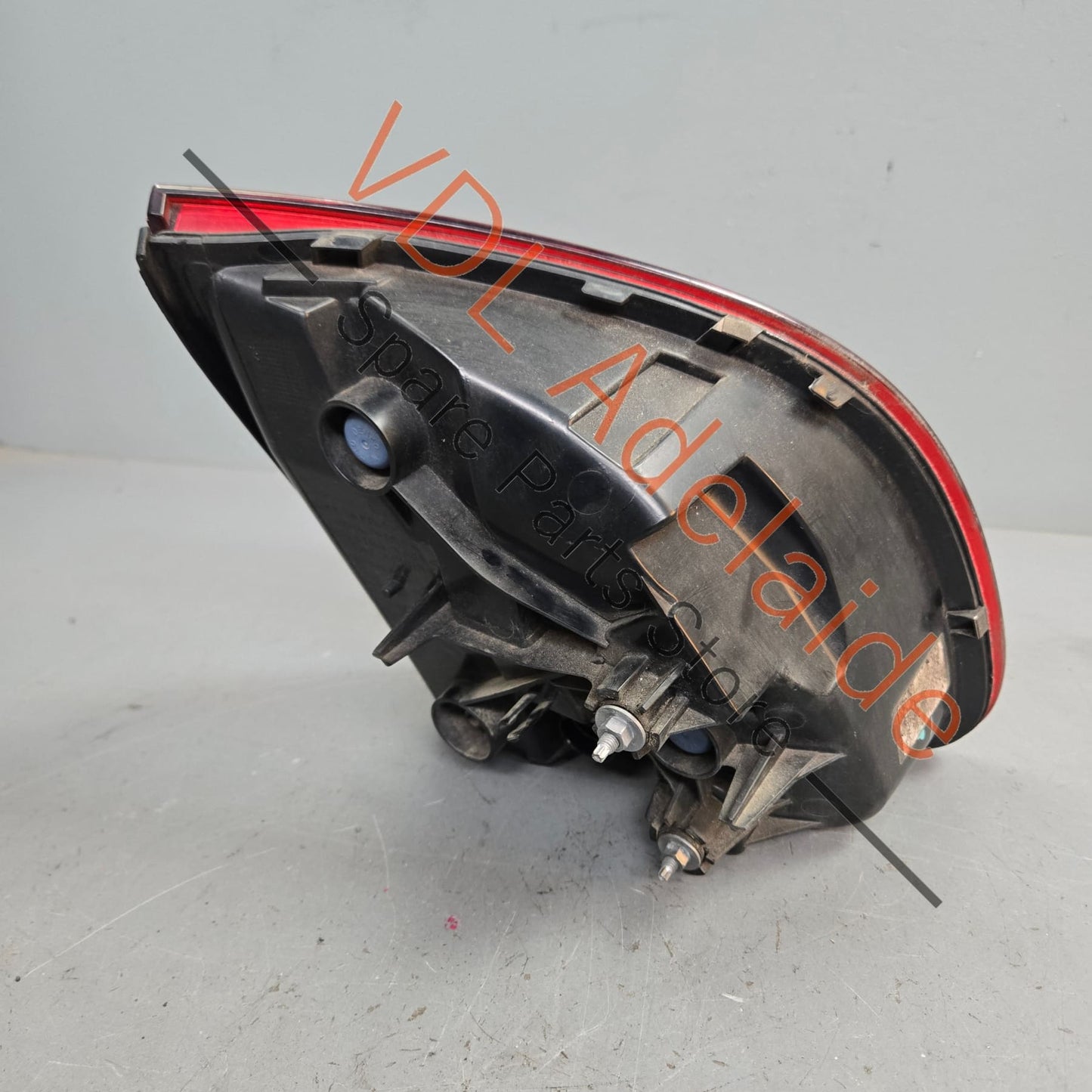 958945094 95863109401 Porsche Cayenne 958 Right Rear Inner Tail Light 95863109401 7P5945094K 958945094