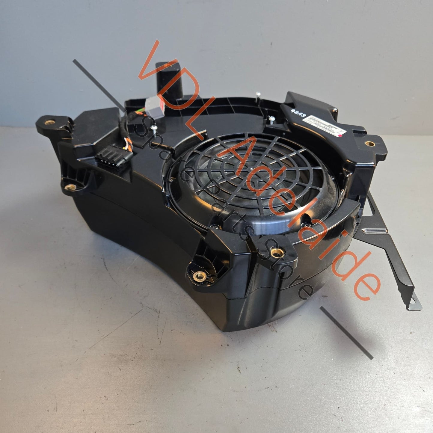 Porsche Cayenne 958 Bose Sub Woofer 7P5035481D