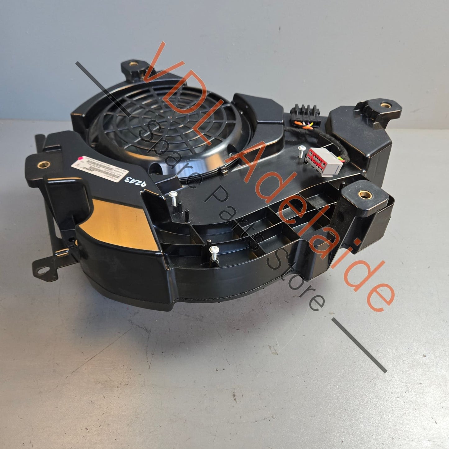 Porsche Cayenne 958 Bose Sub Woofer 7P5035481D
