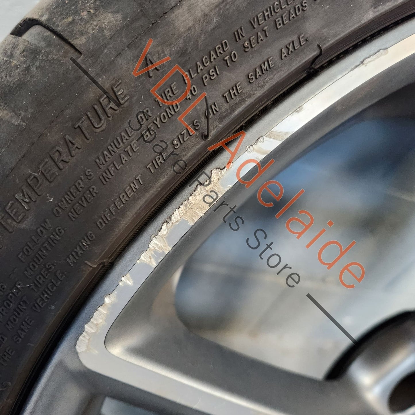 8V0601025AT 8V0601025FE Audi A3 S3 8V 19in 19x8 Alloy Wheel Genuine OEM 8V0601025AT 8V0601025FE #01