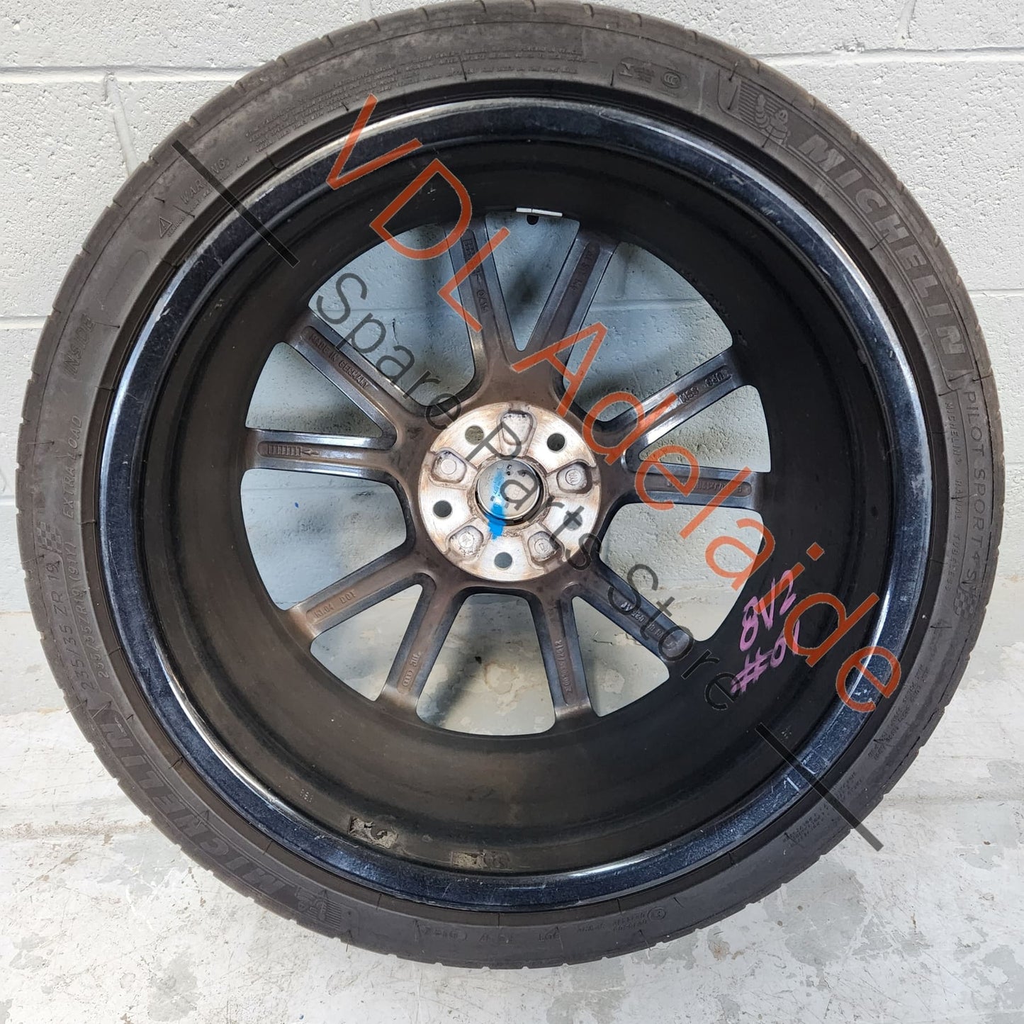8V0601025AT 8V0601025FE Audi A3 S3 8V 19in 19x8 Alloy Wheel Genuine OEM 8V0601025AT 8V0601025FE #01