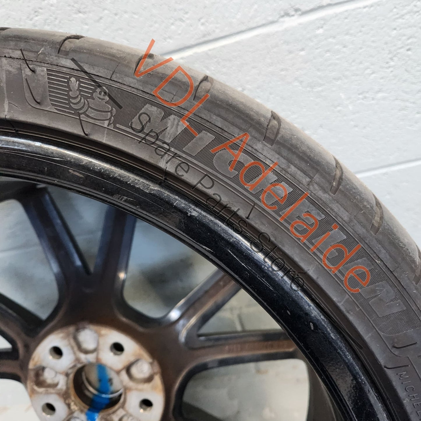 8V0601025AT 8V0601025FE Audi A3 S3 8V 19in 19x8 Alloy Wheel Genuine OEM 8V0601025AT 8V0601025FE #01