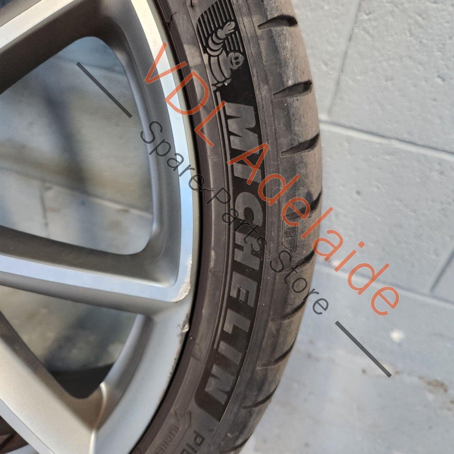 8V0601025AT 8V0601025FE Audi A3 S3 8V 19in 19x8 Alloy Wheel Genuine OEM 8V0601025AT #03
