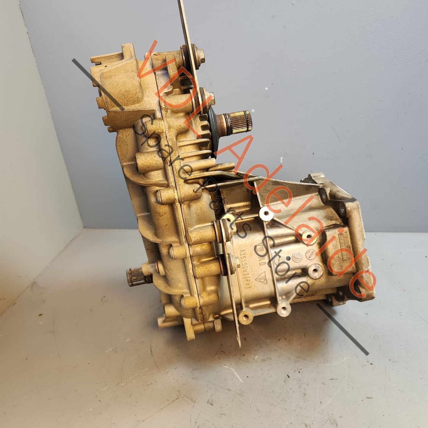958 341 020 12 0BU341011K Porsche Cayenne 958 Transfer Case Box 95834102012 0BU341011K