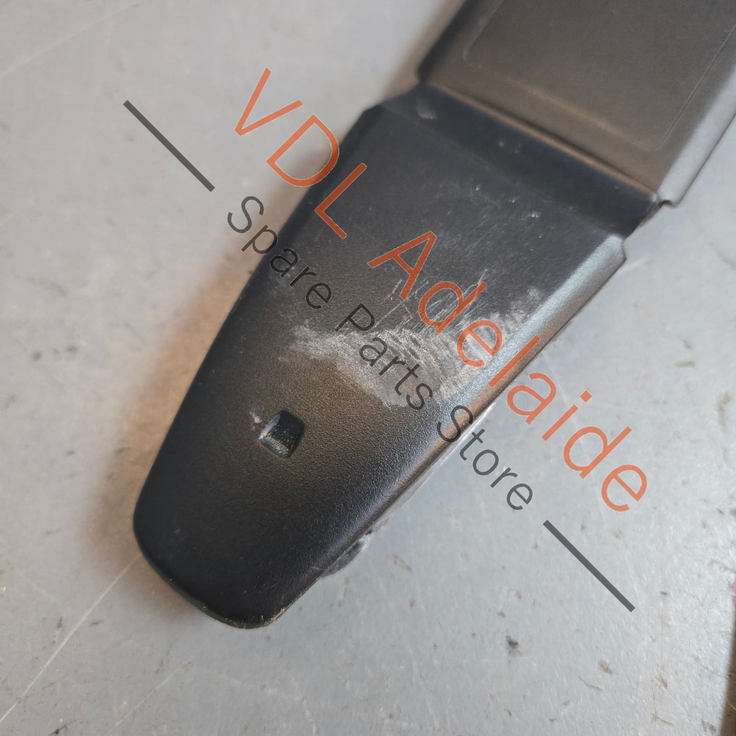 7P0857705 958 803 001 02 HCP Porsche Cayenne 958 92A Front Right Seatbelt 7P0857706 95880300202 HCP