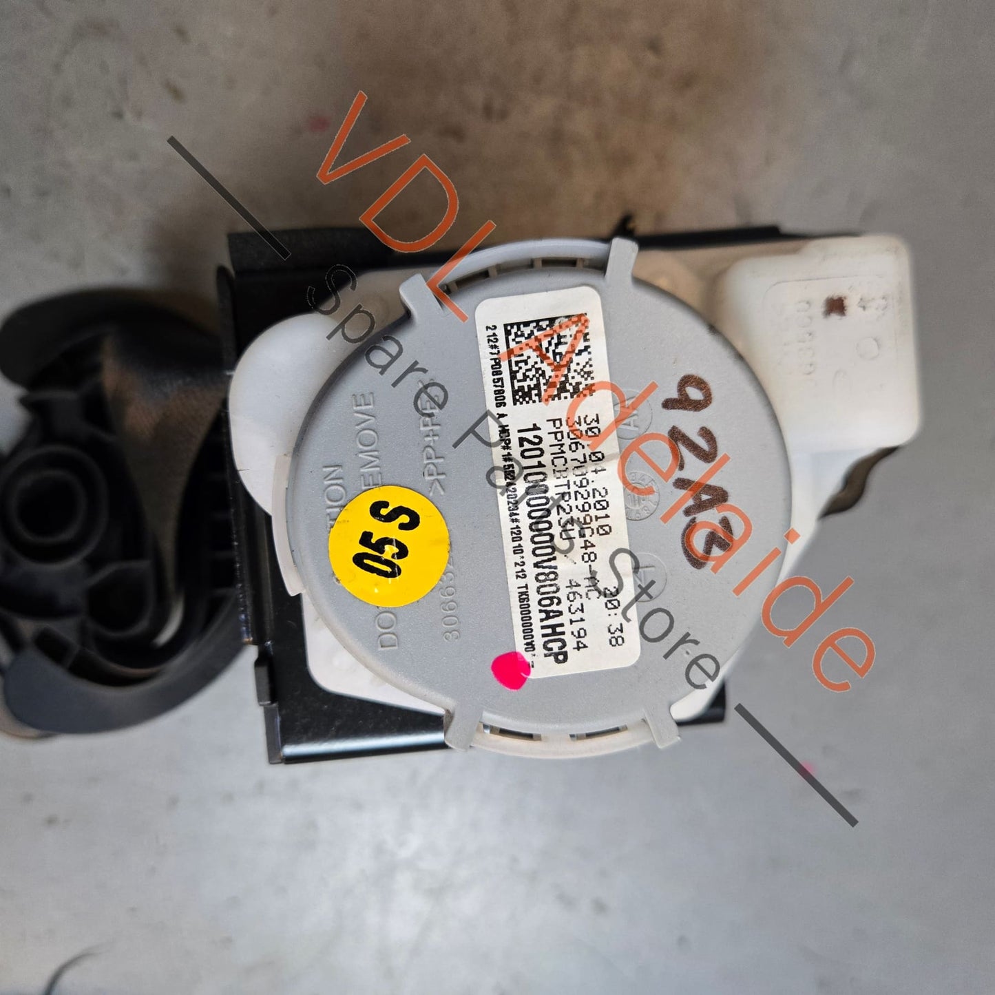 7P0857806A 95880305002 HCP Porsche Cayenne 958 92A Rear Right Seatbelt 7P0857806A 95880305002 HCP