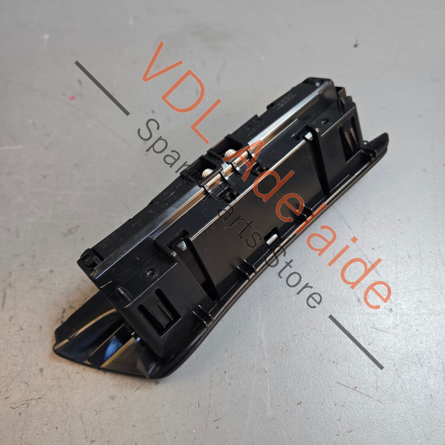 7P5857951 Porsche Cayenne Rear Left Ashtray Storage Compartment Trim 7P5857951