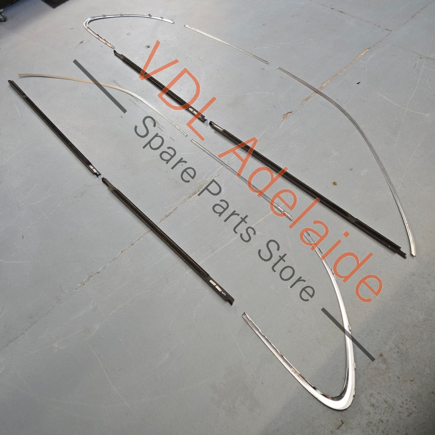 958 559 985 00 7Z7 958 559 995 21 7Z7 Porsche 92A 958 Set of Window Chrome Trims Polished Aluminium