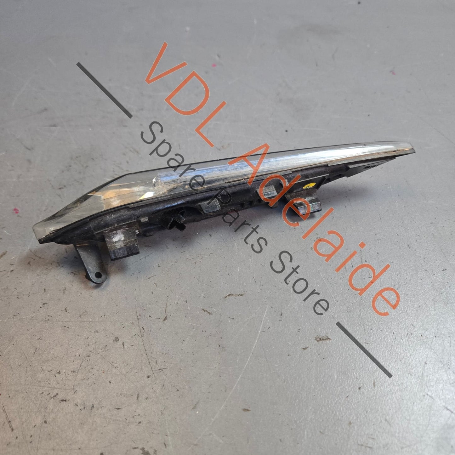 958 631 101 00 7P5949101 Genuine Porsche Cayenne 958 Left Side Fender Blinker Indicator 95863110100 7P5949101