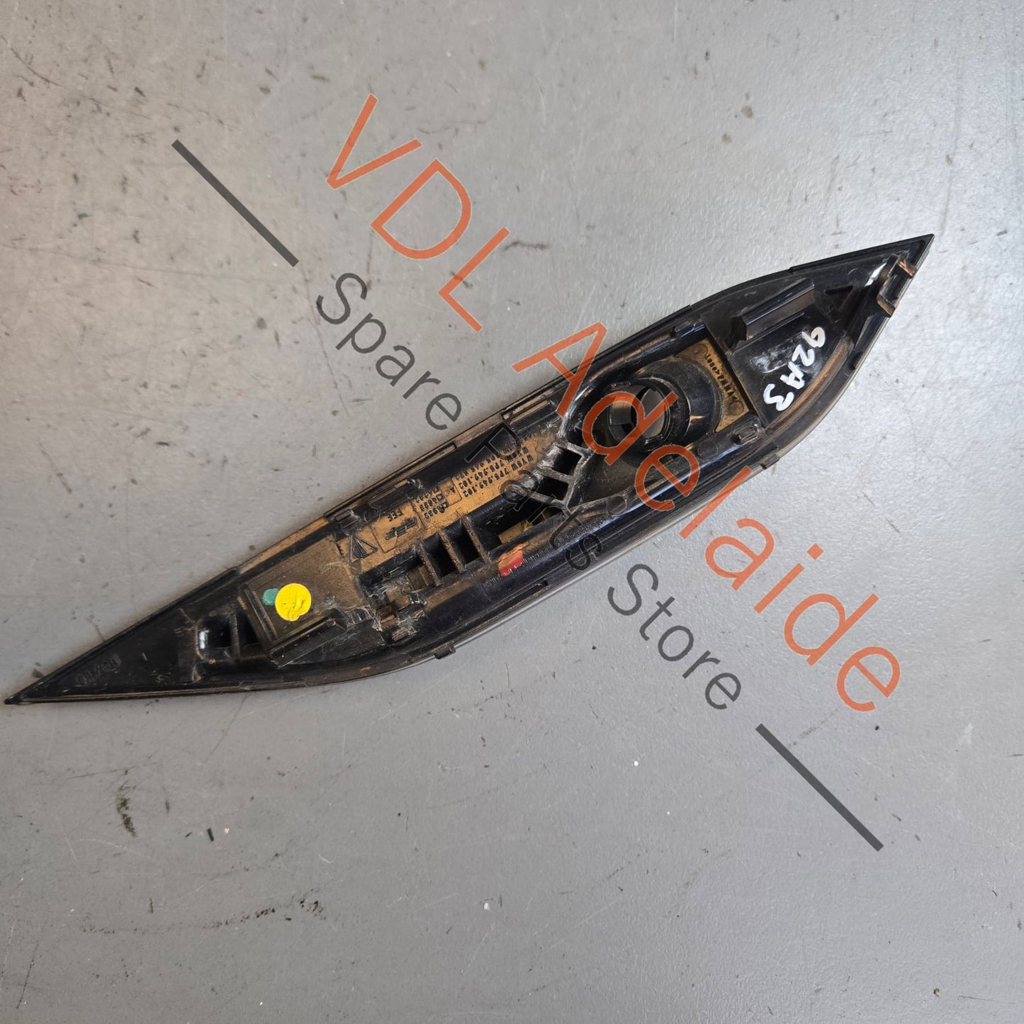 958 631 102 00 7P5949102 Genuine Porsche Cayenne 958 Right Side Fender Blinker Indicator 95863110200 7P5949102