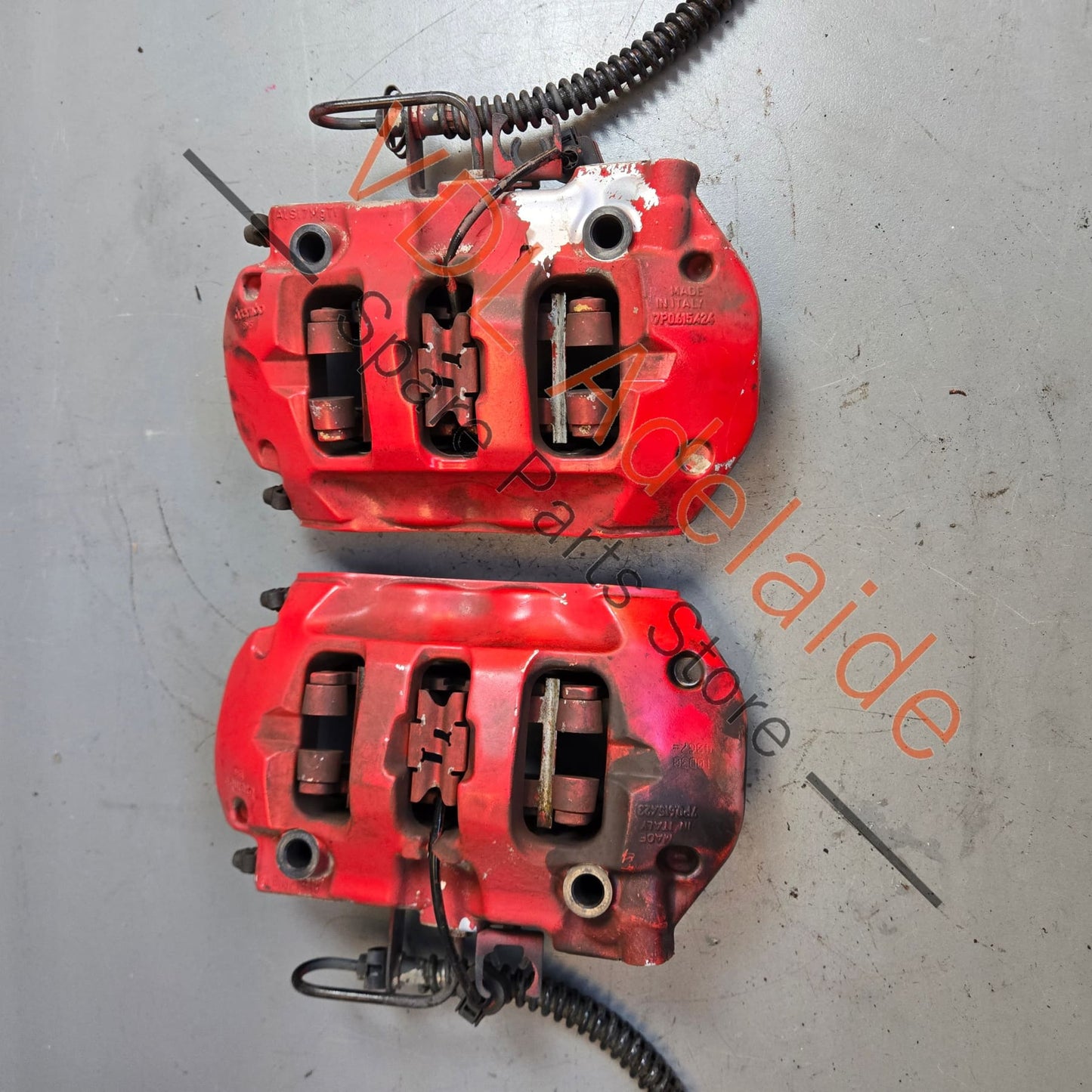 7P0 615 423 7P5 615 423 AG 958 352 423 40 958 352 424 40 Pair of Porsche Cayenne 955 957 958 Rear Brake Calipers Brembo 330mm 4x Piston