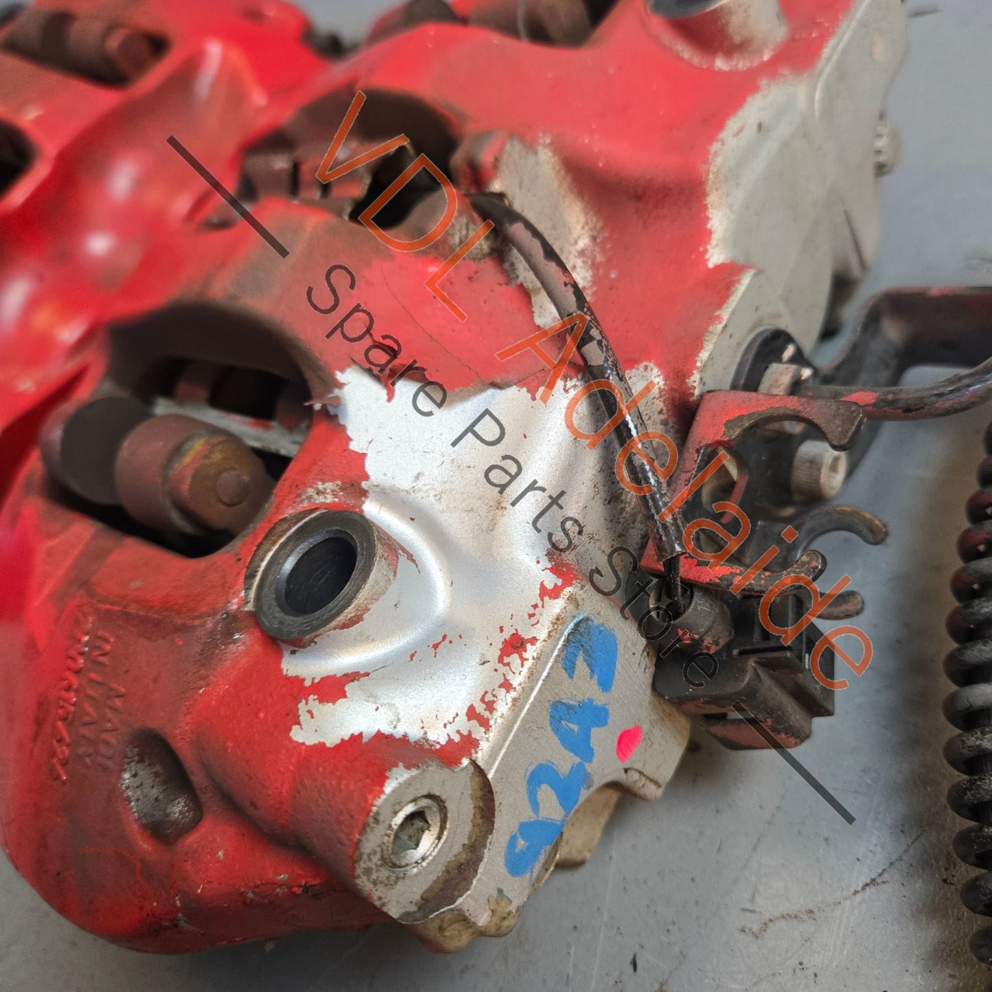 7P0 615 423 7P5 615 423 AG 958 352 423 40 958 352 424 40 Pair of Porsche Cayenne 955 957 958 Rear Brake Calipers Brembo 330mm 4x Piston