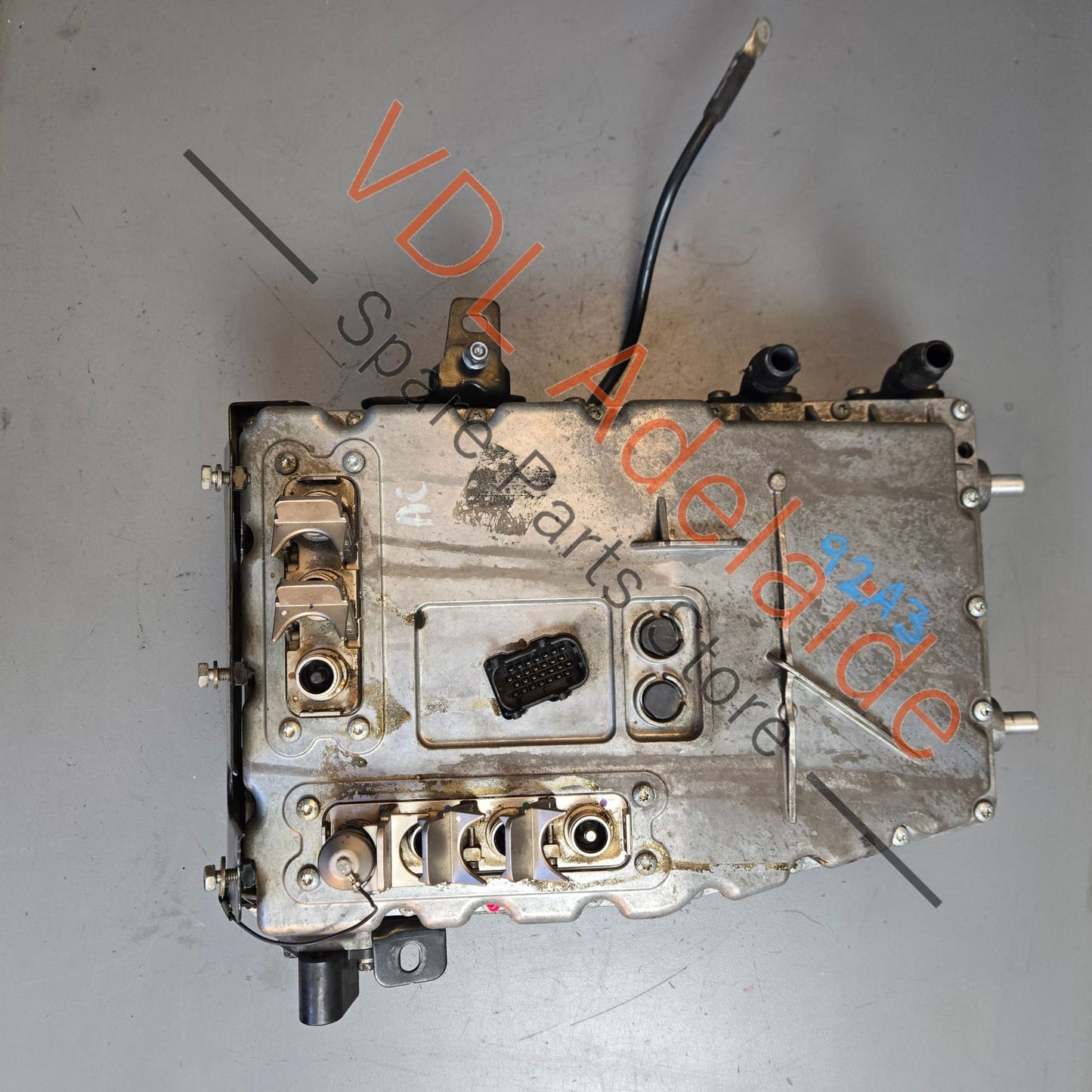 95861806003 7P5907080A Porsche Cayenne Panamera Hybrid Drive Control Inverter Box 95861806003 7P5907080A