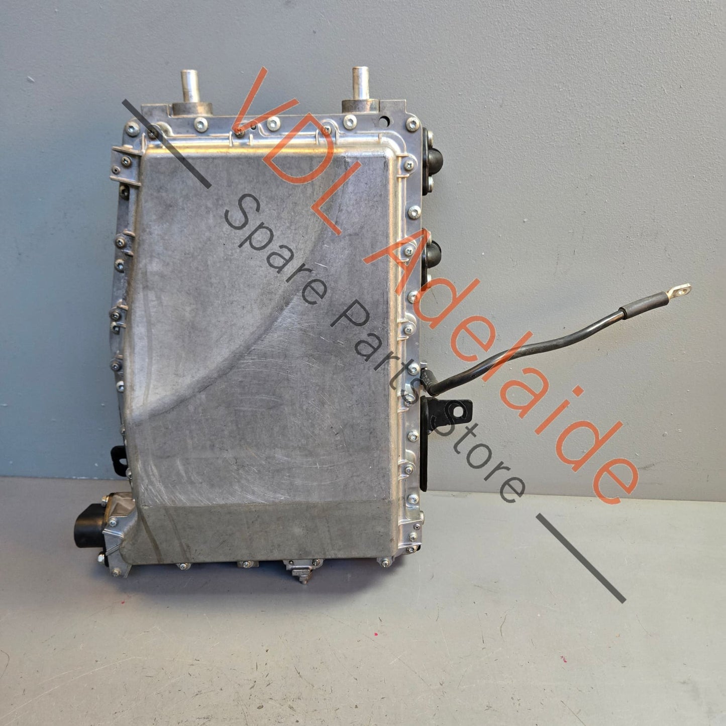 95861806003 7P5907080A Porsche Cayenne Panamera Hybrid Drive Control Inverter Box 95861806003 7P5907080A