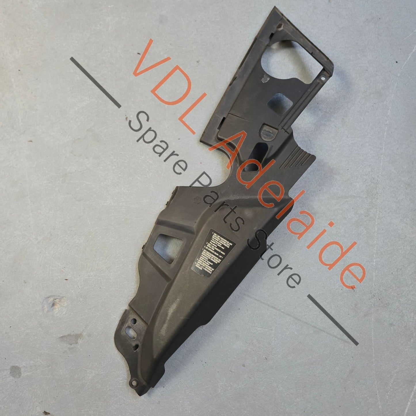 7P5806442 958 556 442 02 01C Porsche Cayenne 958 92A Engine Bay Cover Trim Right Side 7P5806442 95855644202 9B9