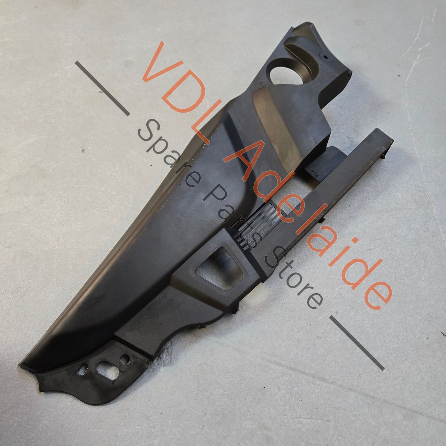 7P5806583 95855658302 9B9 Porsche Cayenne 958 92A Engine Bay Cover Trim Left Side 7P5806583 95855658302 9B9