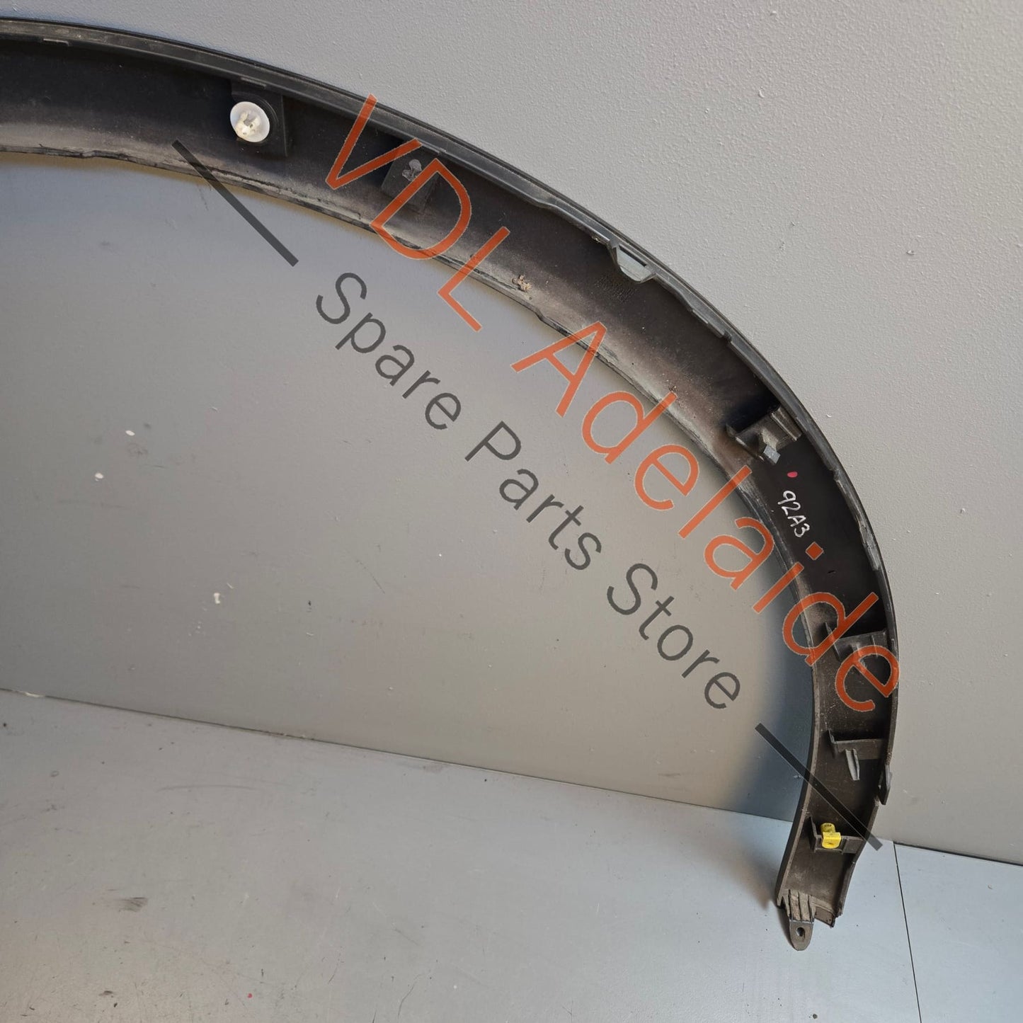 95855972720 7P5853727D Porsche Cayenne 958 Left Front Fender Wheel Arch Moulding Trim 7P5853727D 95855972720