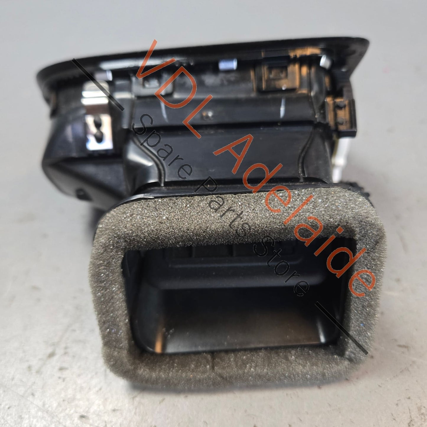 6RF819704CN0R VW Polo MK5 6R Gti Right Side Air Vent for Air Conditioning 6RF819704C N0R Gloss Black