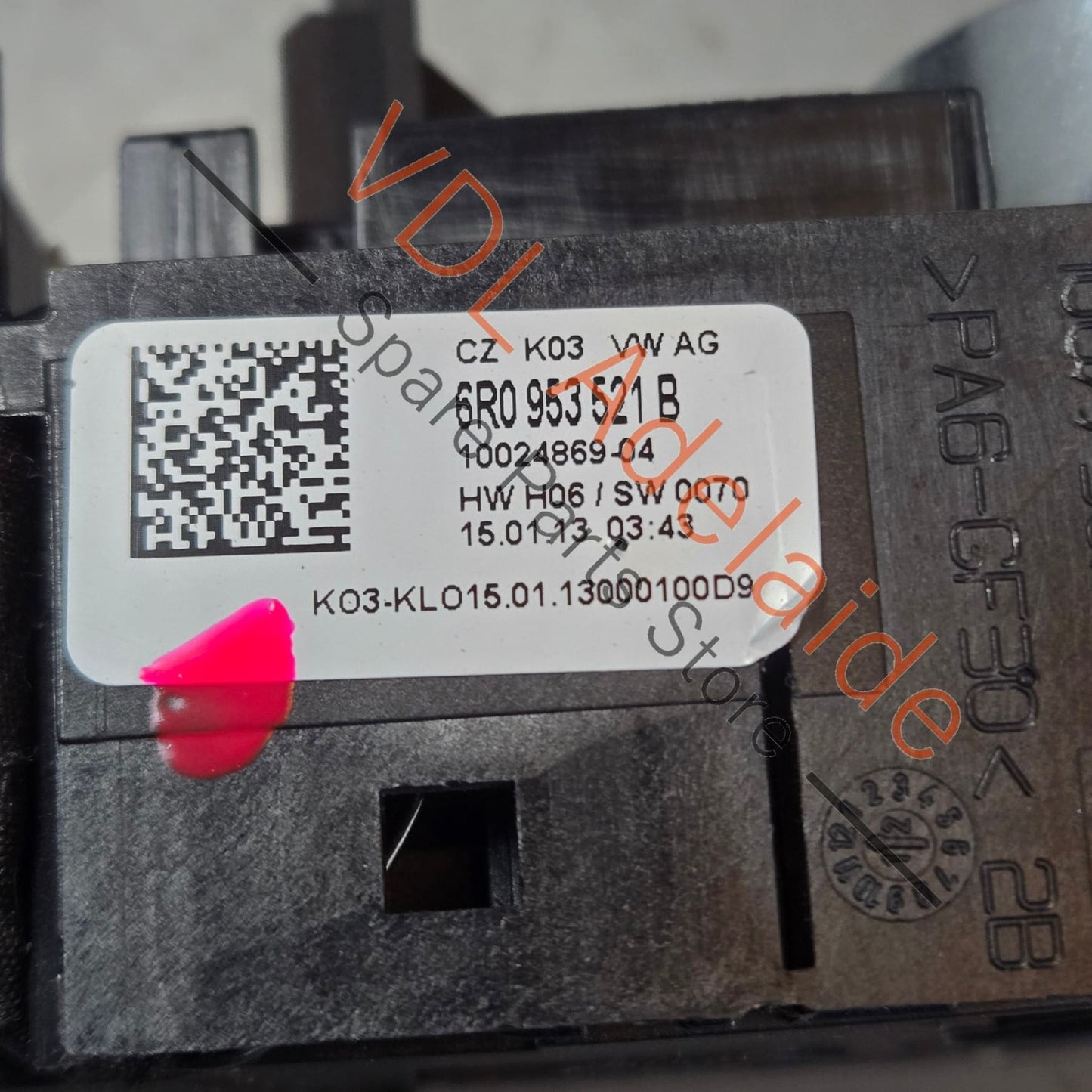6R0953521B 6R0953507B VW Polo MK5 6R Gti Wiper Indicator Cruise Steering Column Switch 6R0953507B 6R0953521B
