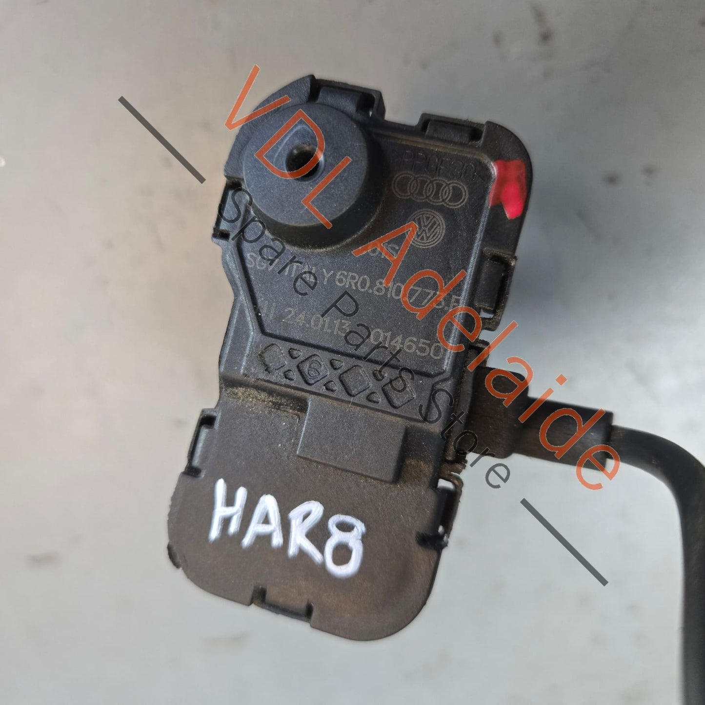 6R0810773F VW Polo MK5 6R Fuel Door Actuator Motor 6R0810773F