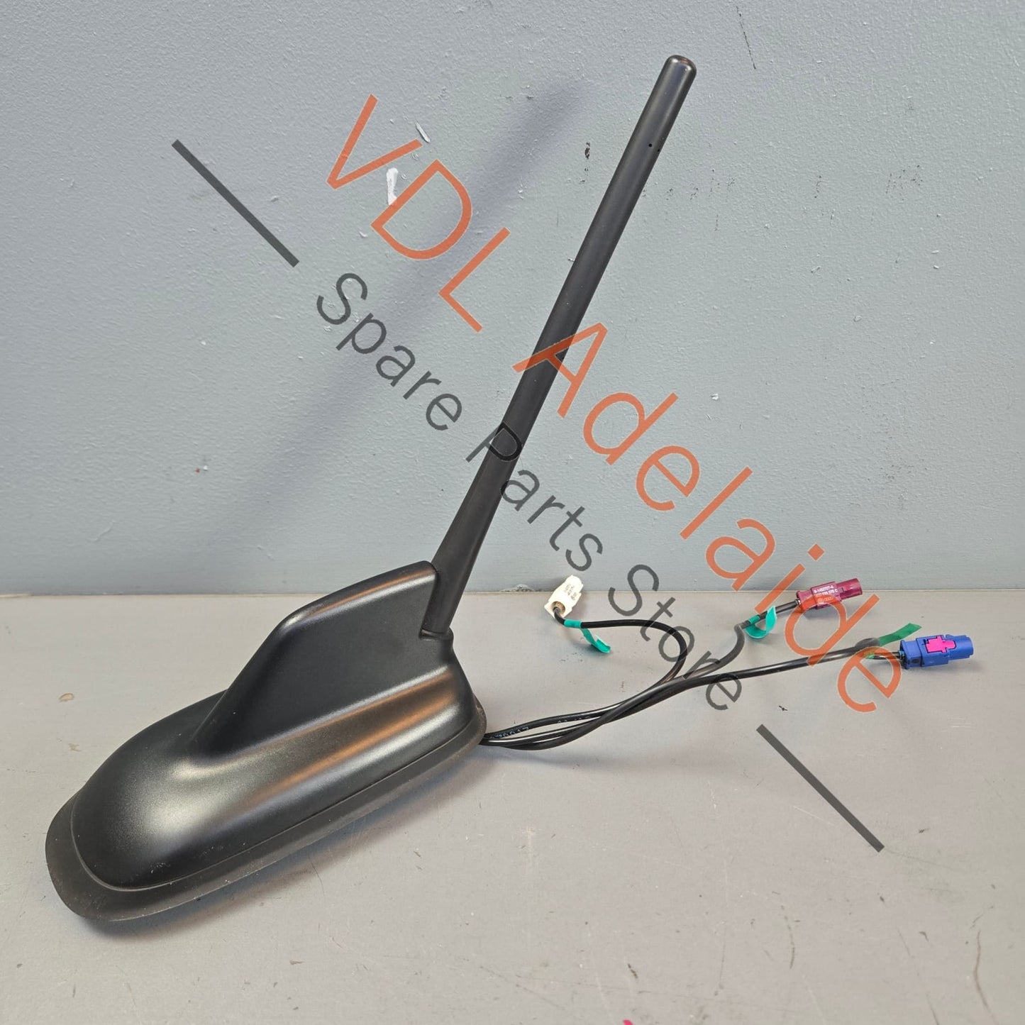6R0035501C VW Polo MK5 6R Shark Fin Antenna 6R0035501C