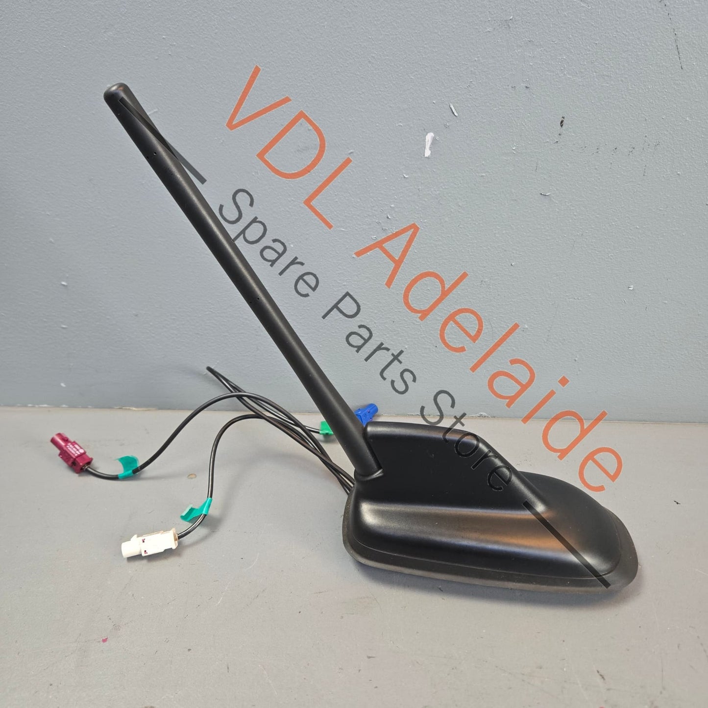 6R0035501C VW Polo MK5 6R Shark Fin Antenna 6R0035501C