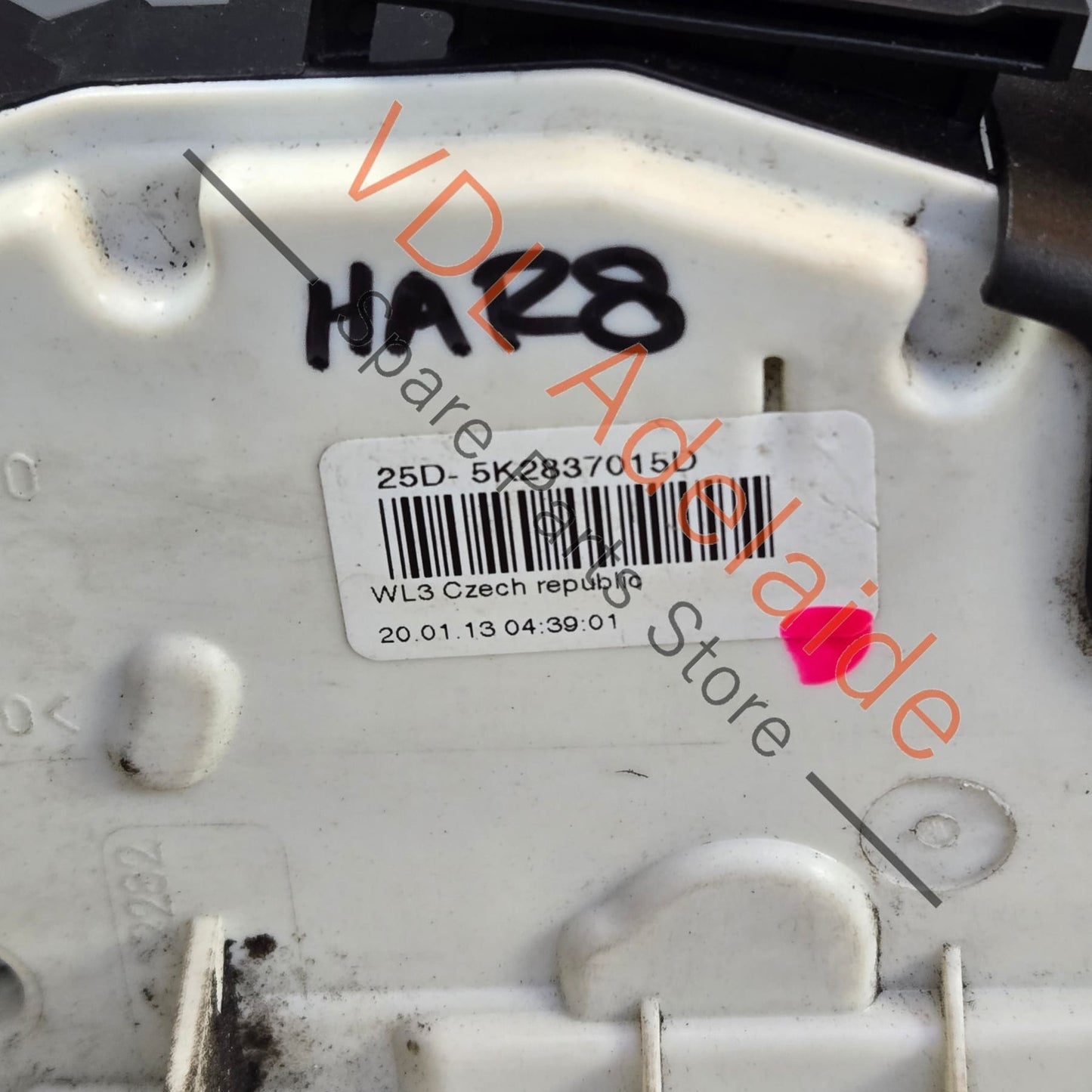 5K2837015D VW Polo MK5 6R Golf Front Left Door Lock Mechanism 5K2837015D