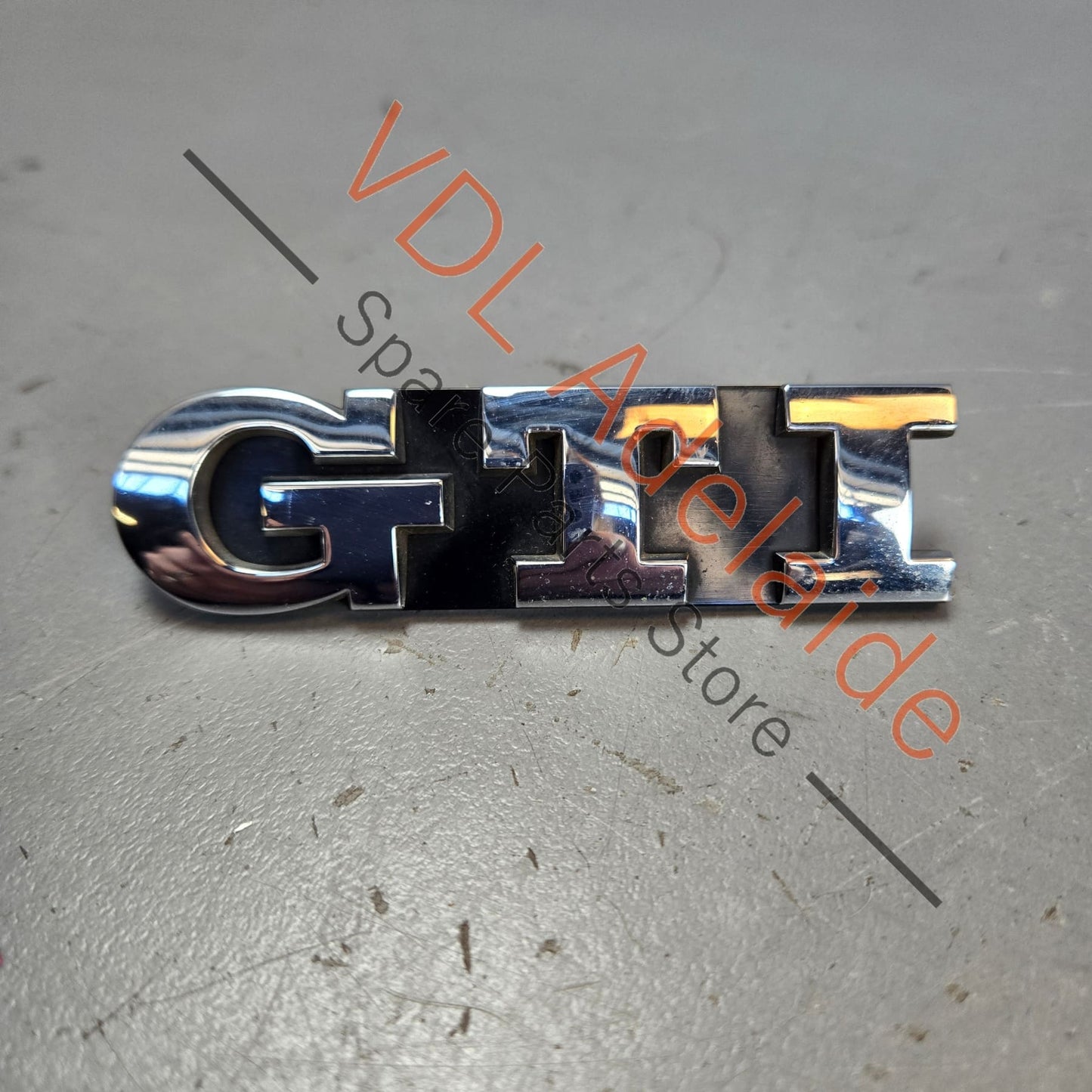 1K6853679D 1K6853679DFXC VW Polo MK5 6R Gti Front Grille Badge 1K6853679D Chrome