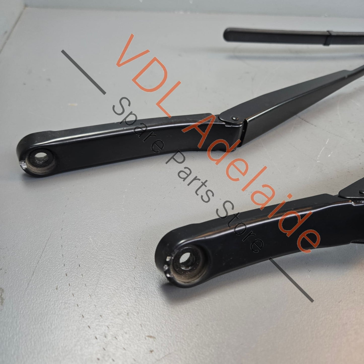 6R2998002 6R2955409A 6R2955410A VW Polo MK5 6R Pair of Windscreen Wiper Arms 6R2998002 6R2955410A 6R2955409A