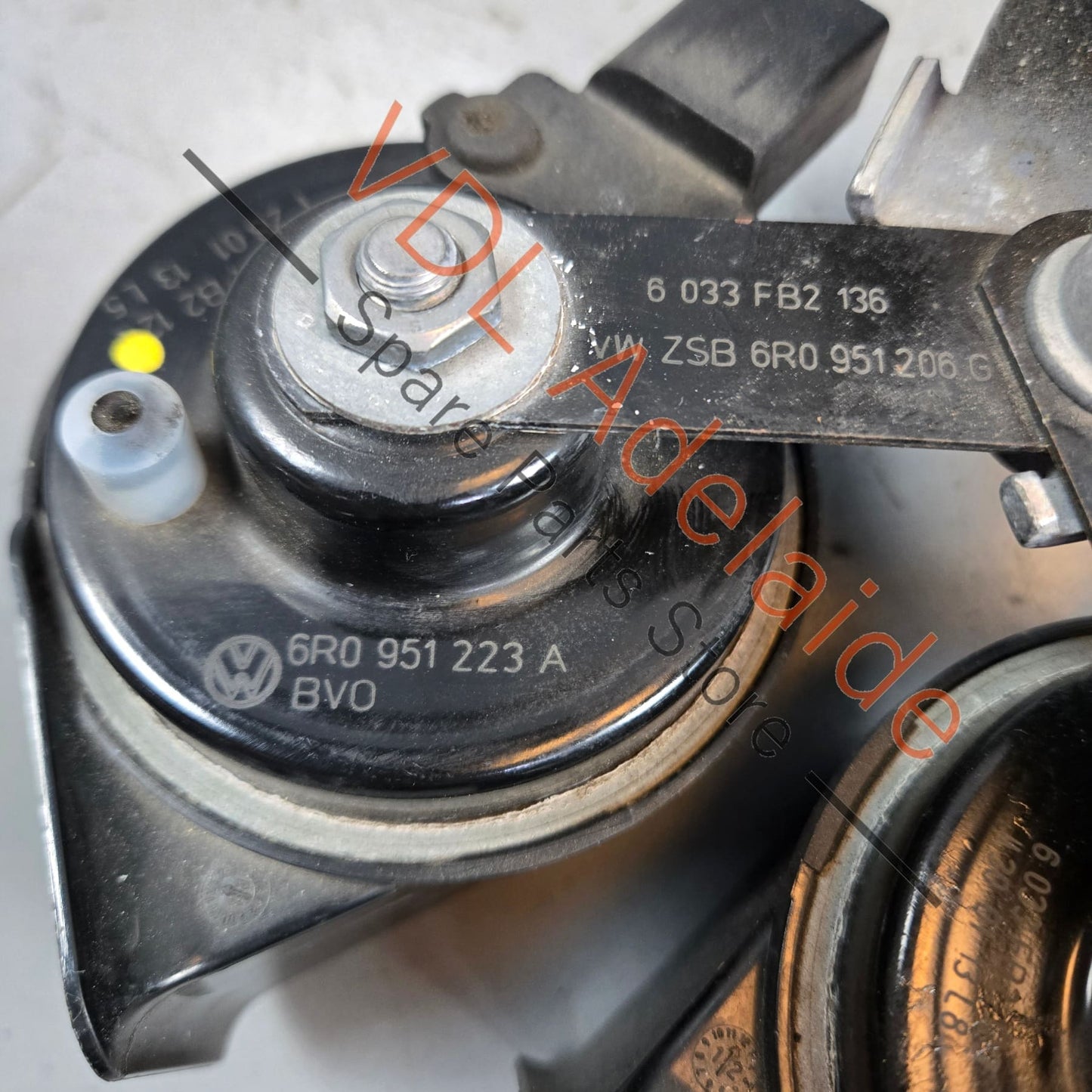 6R0951221A VW Polo Horn Set High and Low tone 6R0951221A 6R0951223A