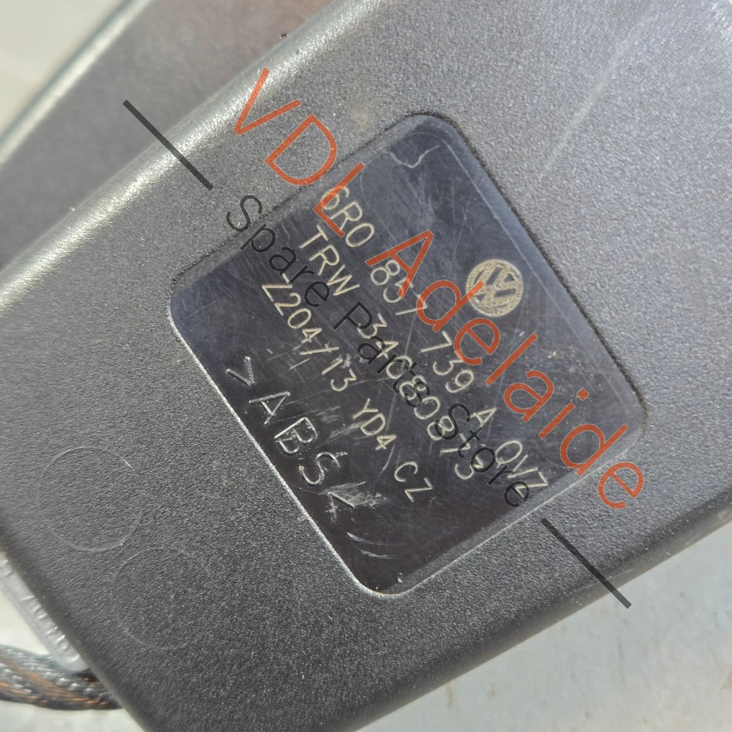 6R0857739A VW Polo Rear Seatbelt Buckle Clip Clasp 6R0857739A