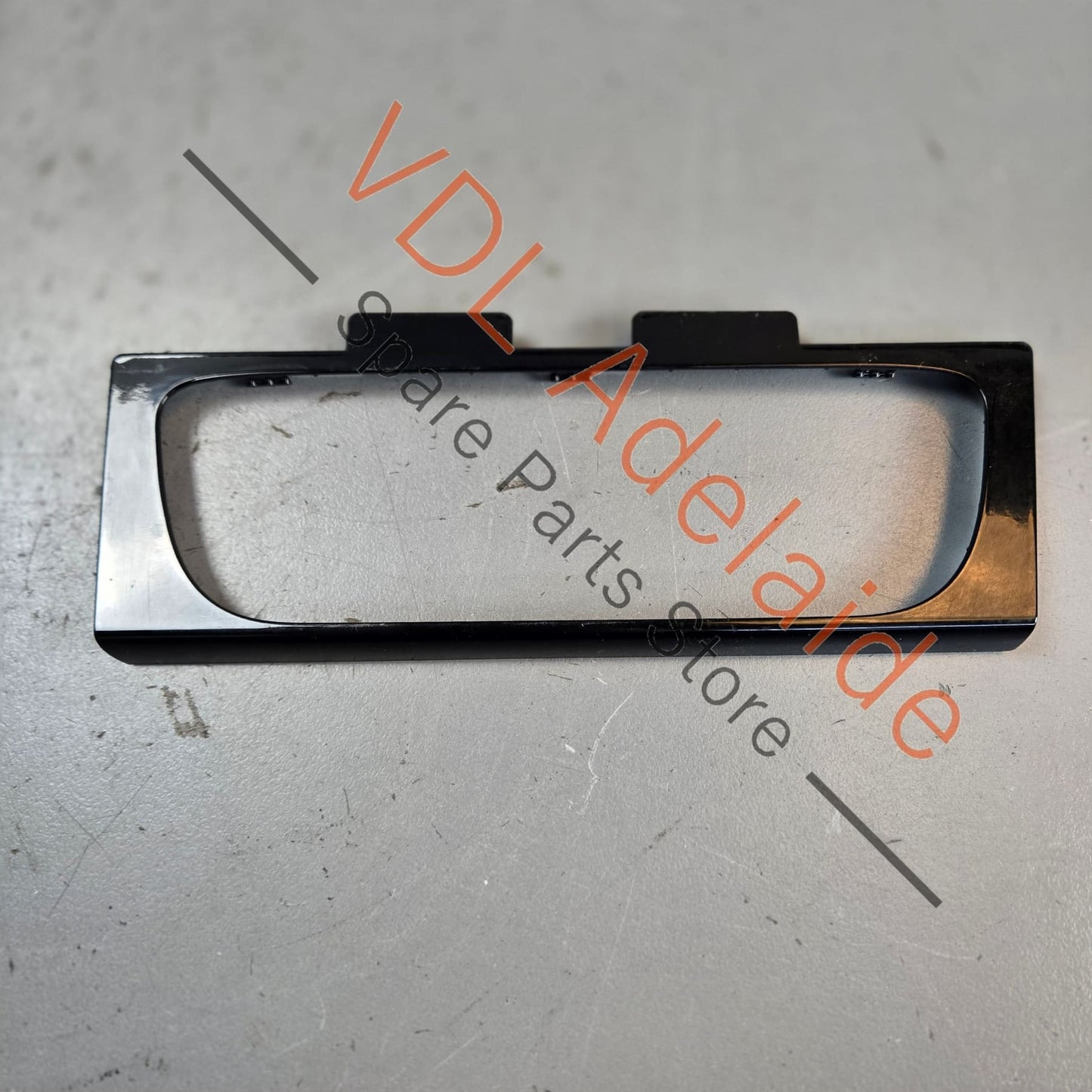6R2820039C041 6R2820039C VW Polo AC Switch Surround Trim Gloss Black 6R2820039C