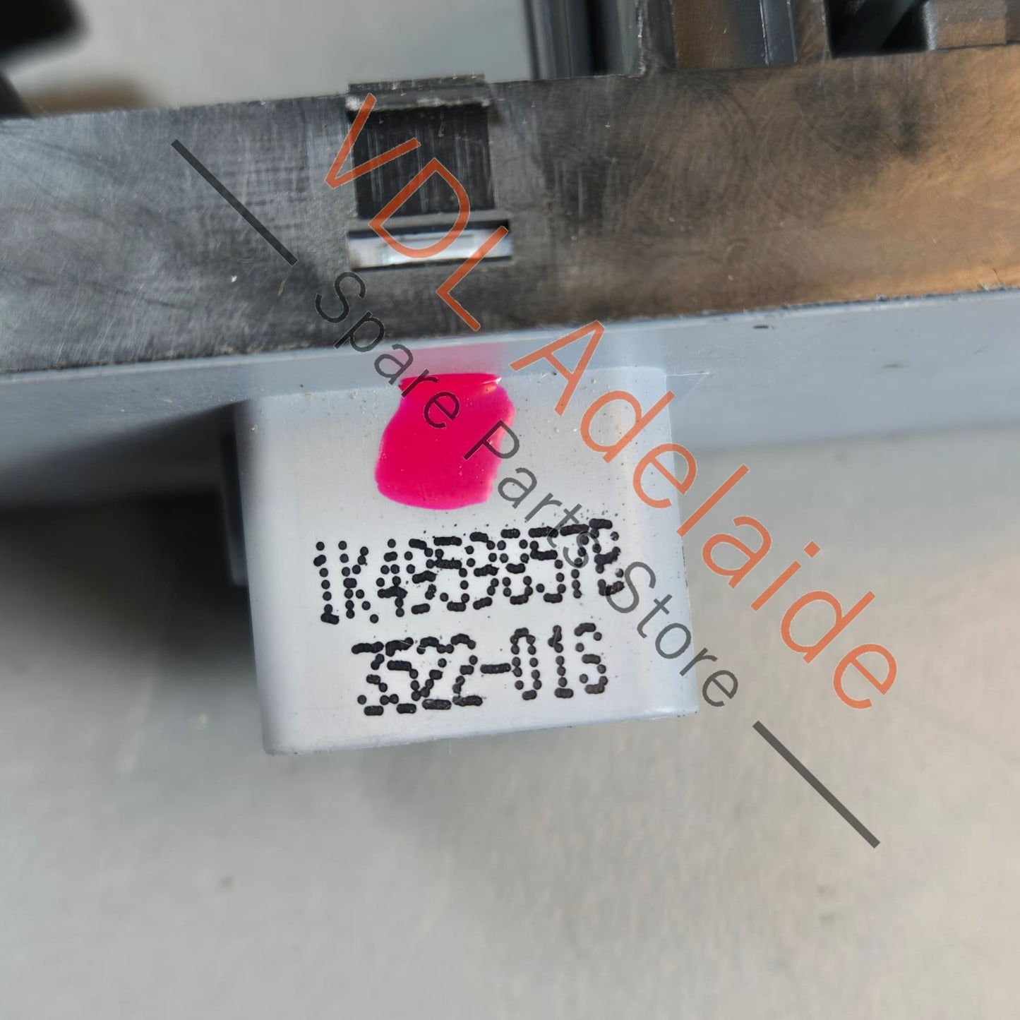 1K4959857B Genuine VW Polo Golf Power Window Switch for Drivers Door 1K4959857B