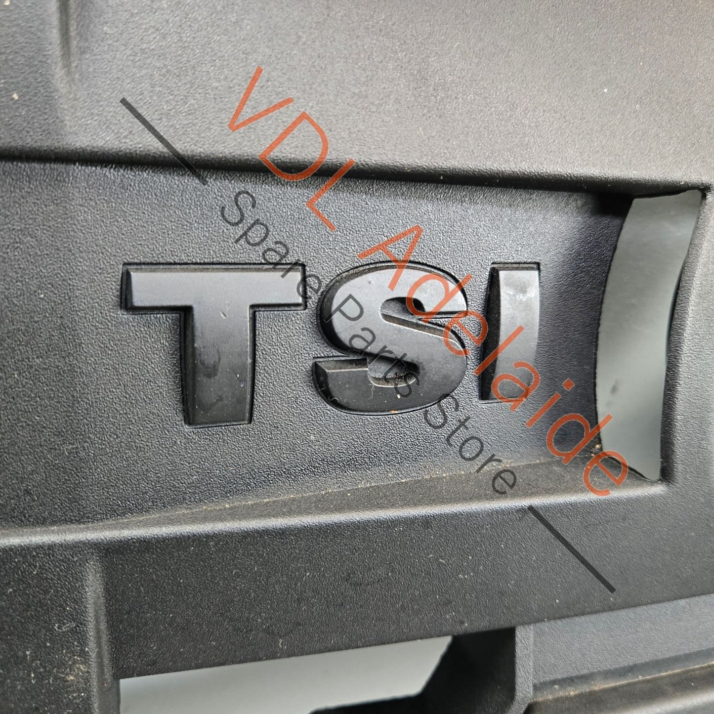 03C103925BR VW 1.4 TSI Twincharged Engine Cover Trim Turbo Supercharged 03C103925BR