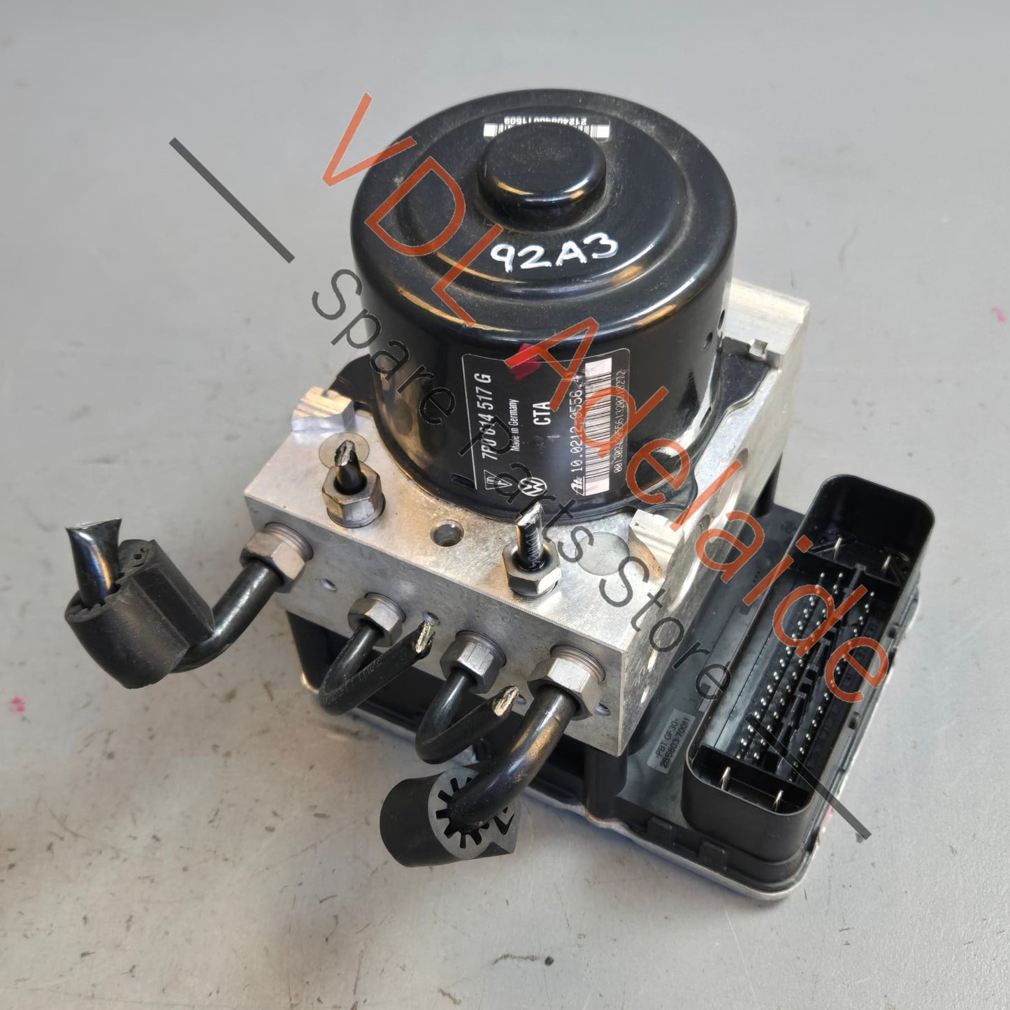 95835595504 7P0907379G 7P0614517G Porsche Cayenne 958 92A ABS Brake Pump Module 7P0614517G 7P0907379G 95835595504