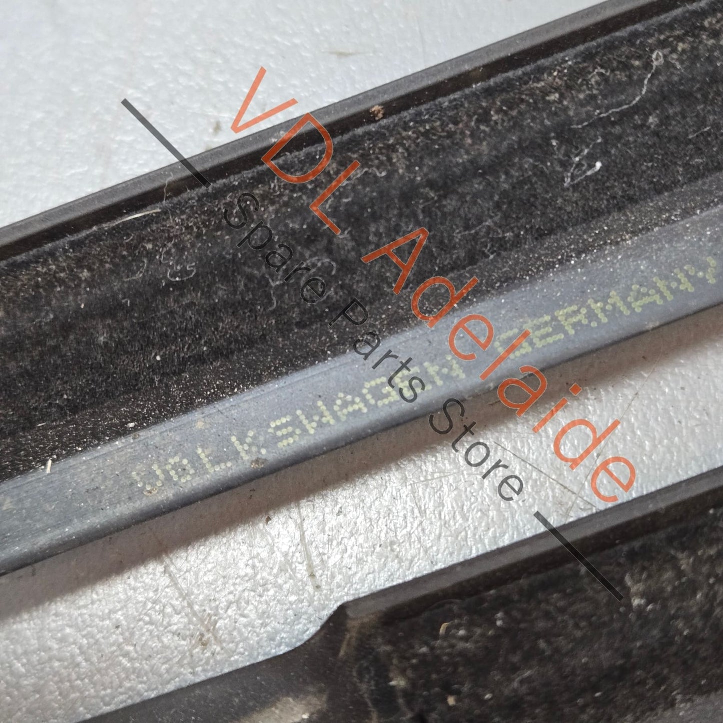 6R4837477 6R4837478 6R6839477 6R6839478 VW Polo MK5 Set of Exterior Window Aperture Seals Strip Mouldings Rubber 6R4837477 6R4837478 6R6839477 6R6839478